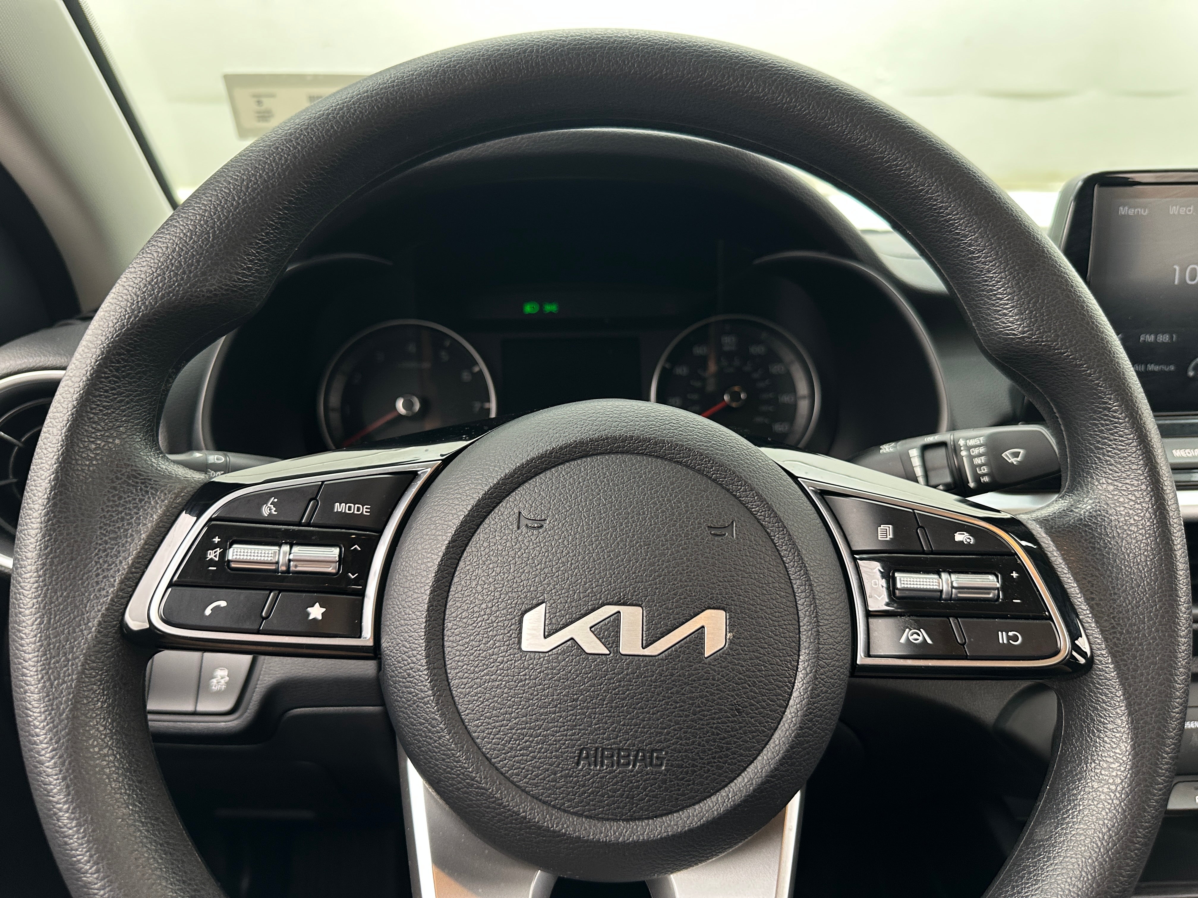 2024 Kia Forte LXS 5