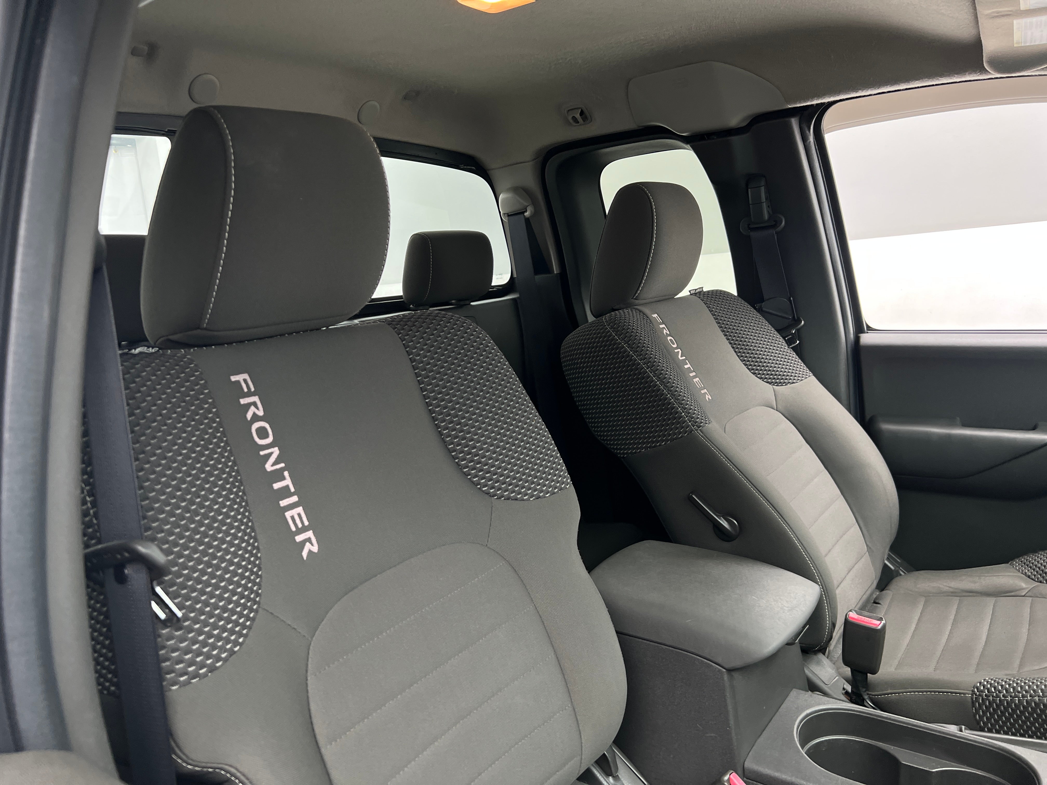 2013 Nissan Frontier Desert Runner 2