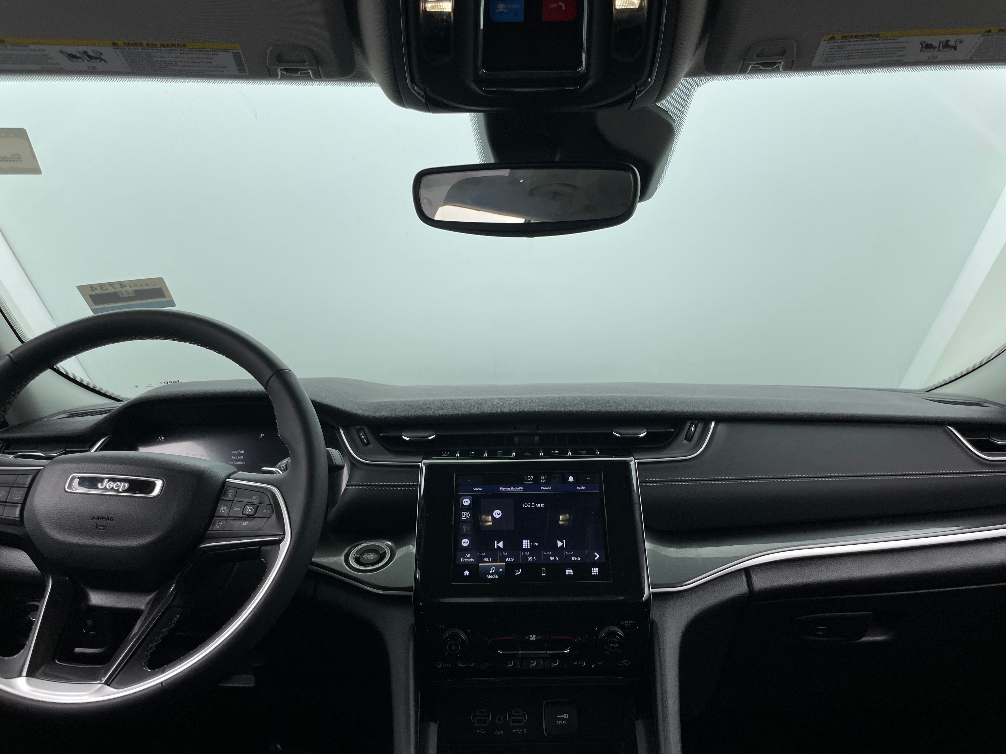 2023 Jeep Grand Cherokee L Laredo 3