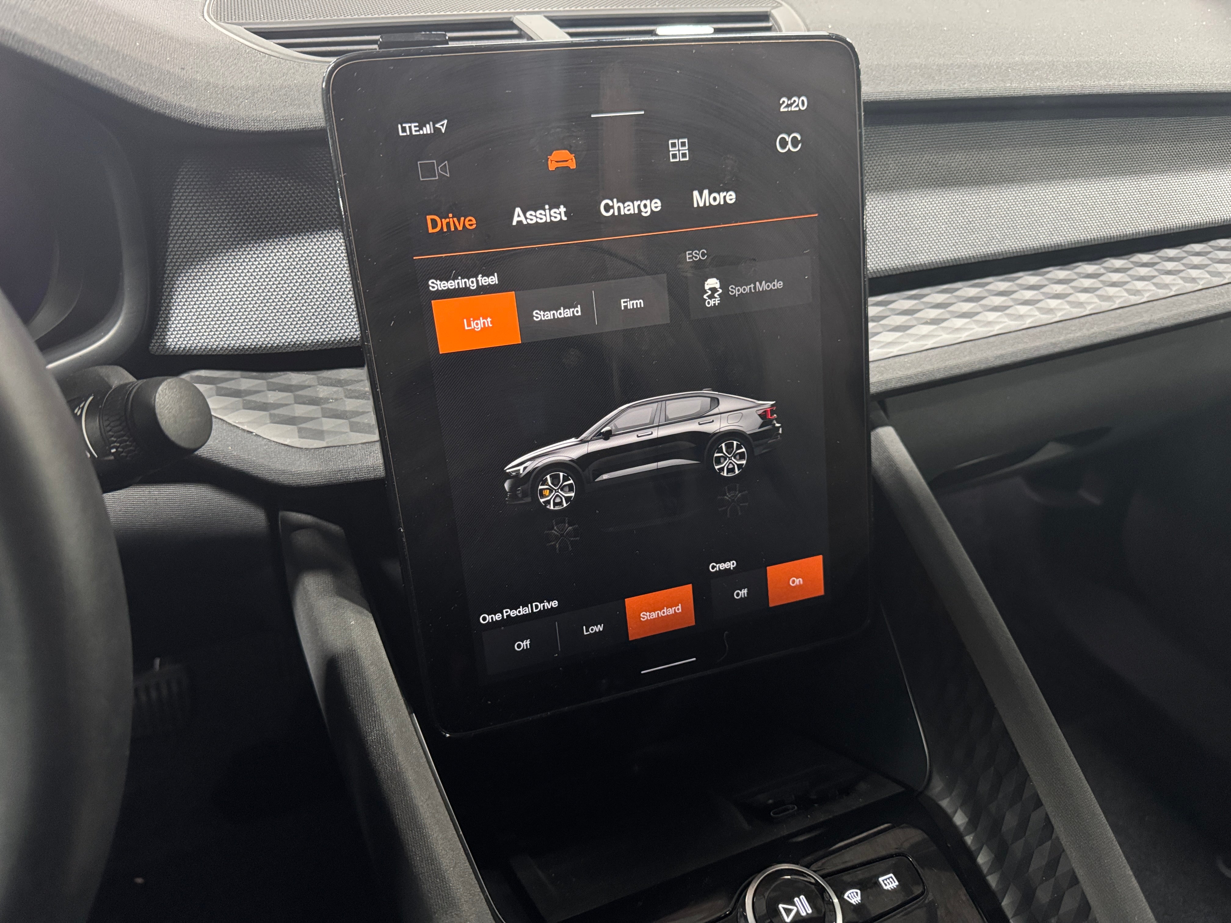 2022 Polestar 2  4