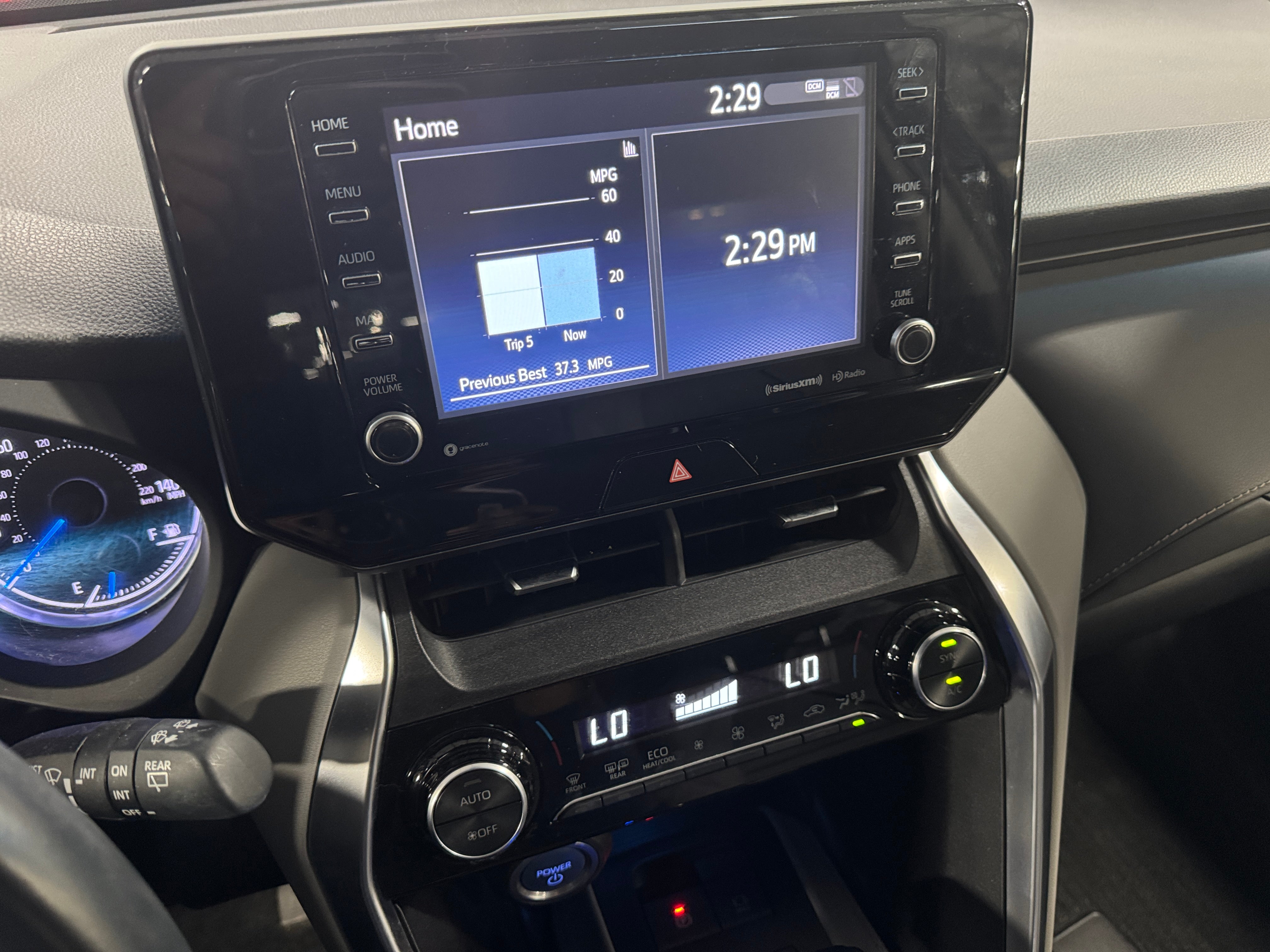 2021 Toyota Venza LE 4