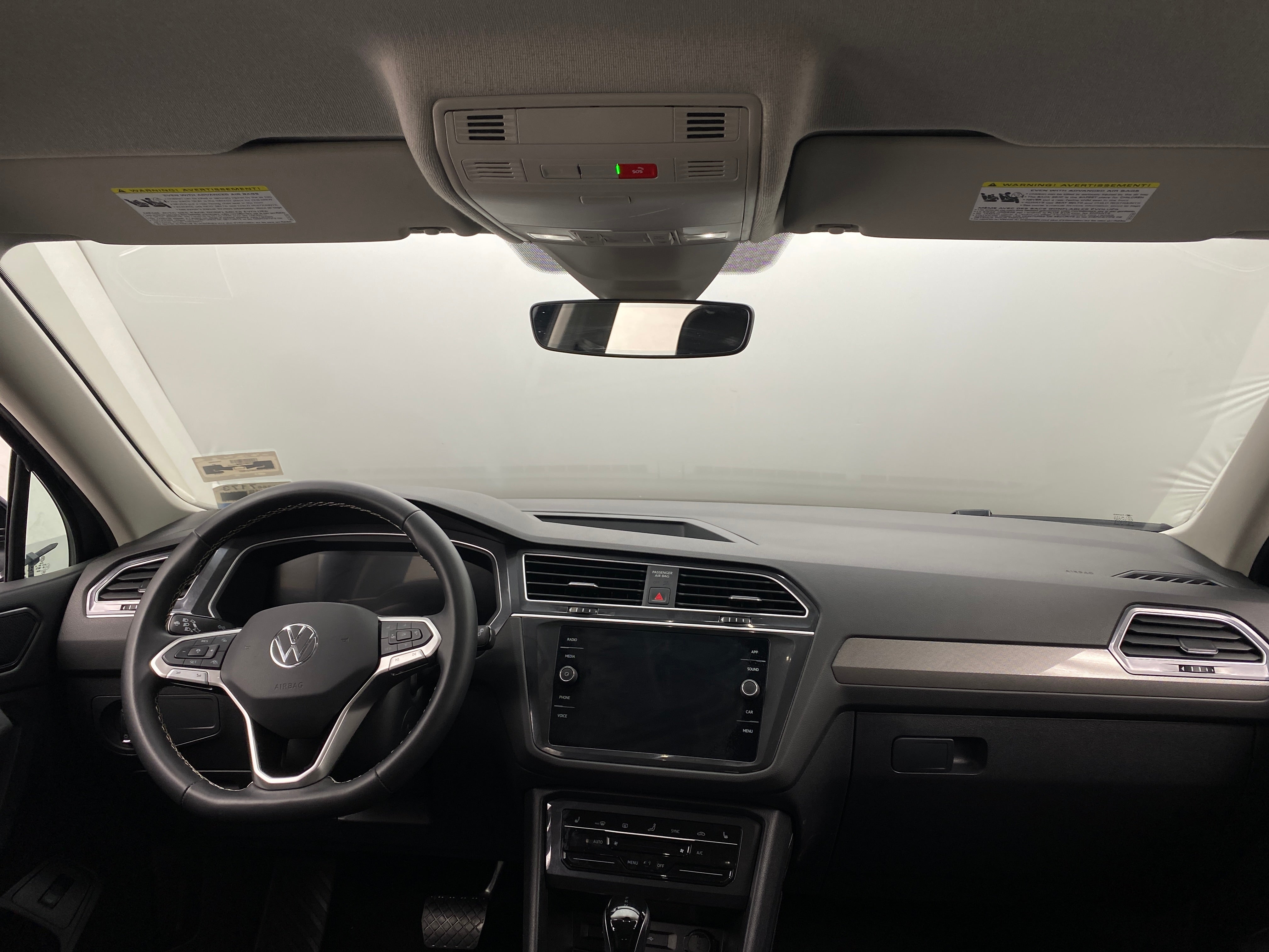 2024 Volkswagen Tiguan SE 2