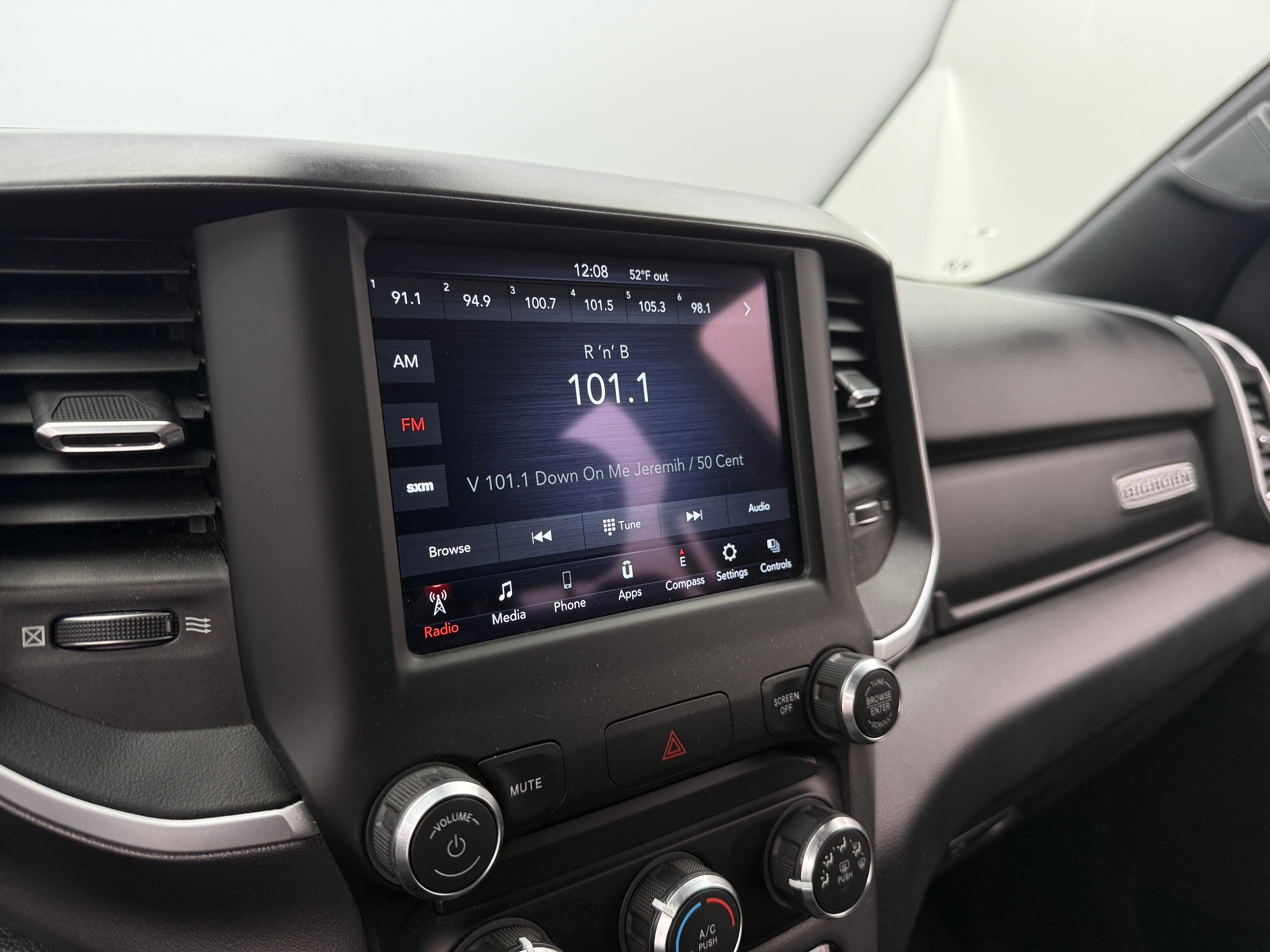 2021 RAM 1500 Big Horn 4
