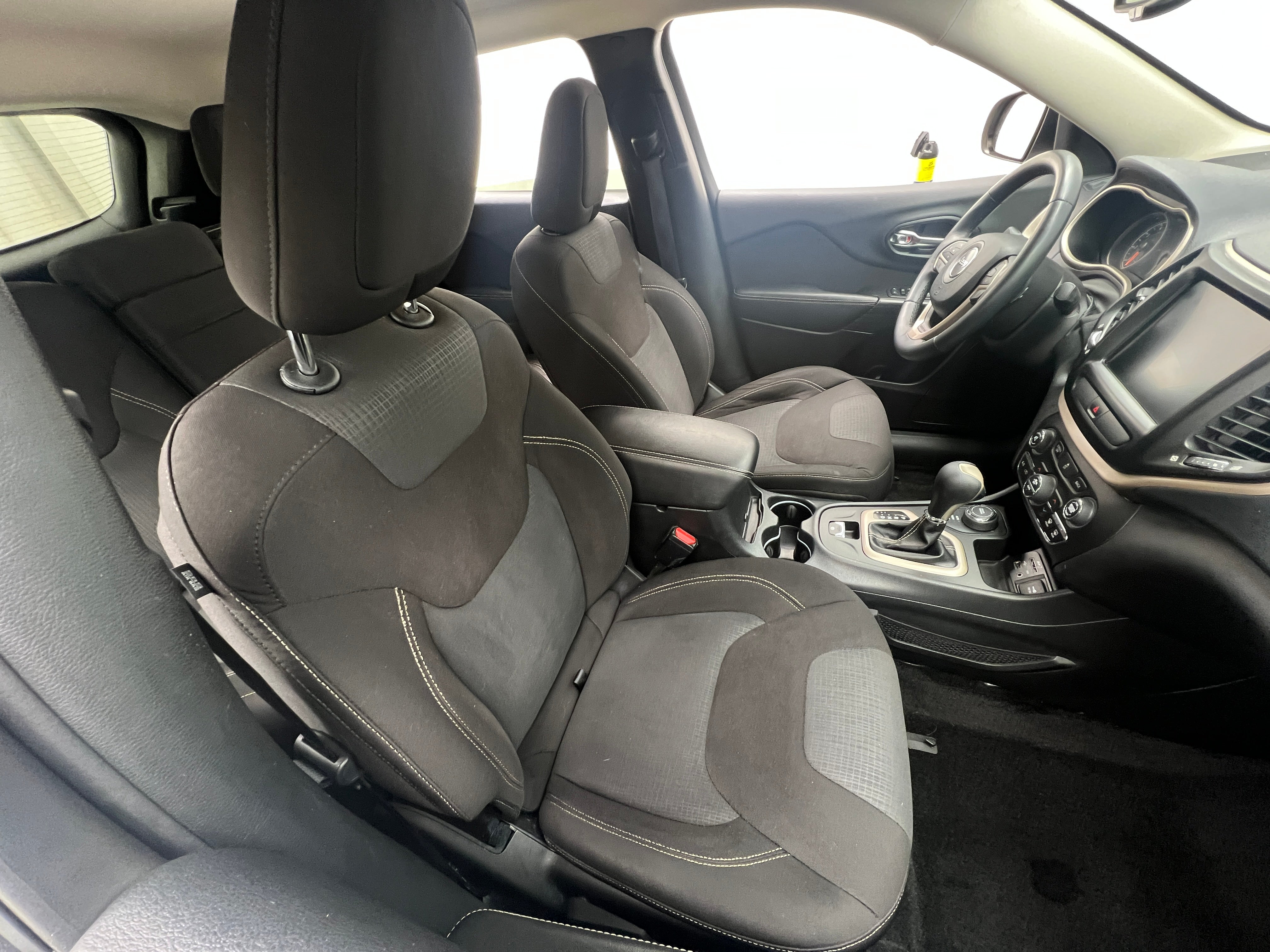 2016 Jeep Cherokee Latitude 2
