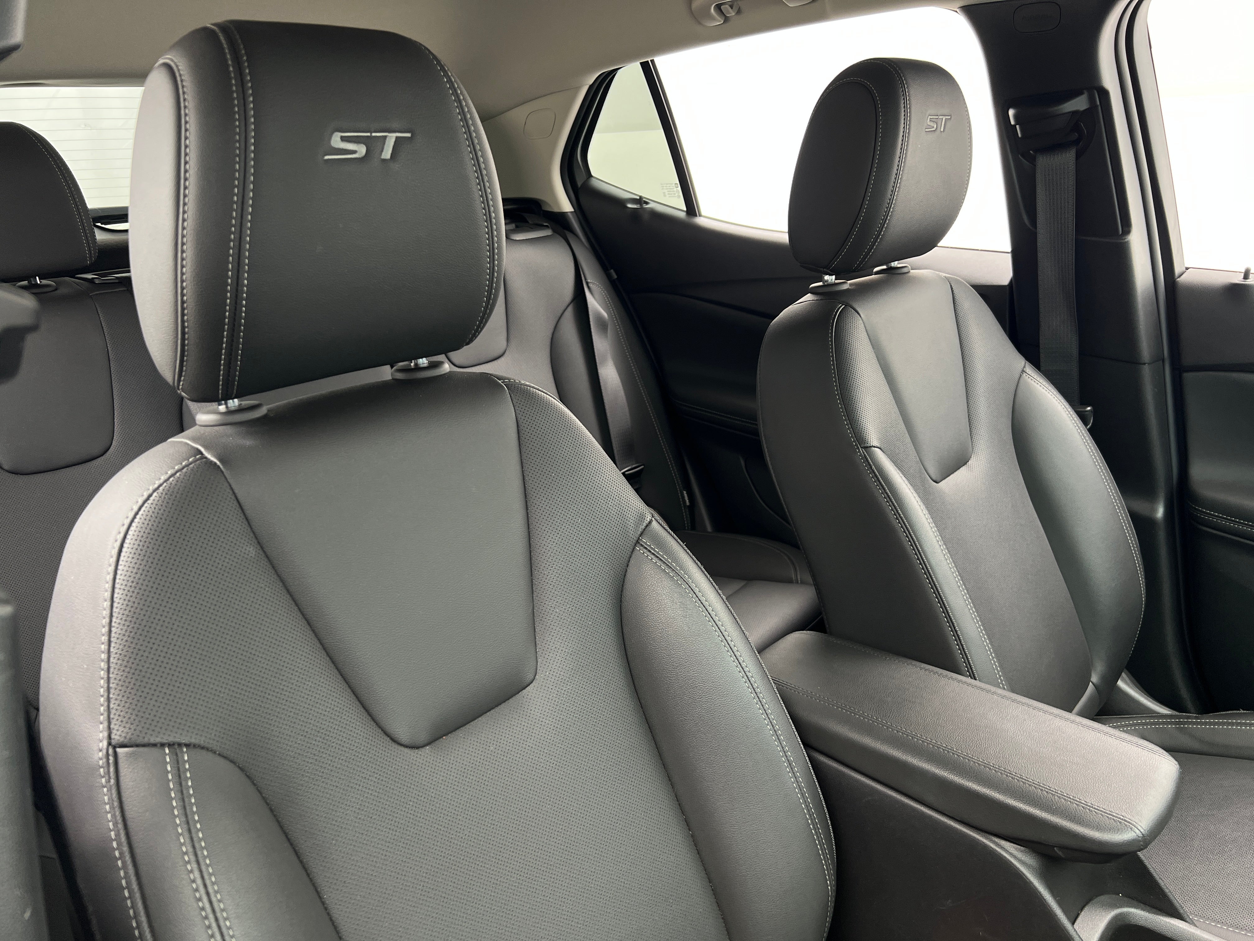 2024 Buick Encore GX Sport Touring 2