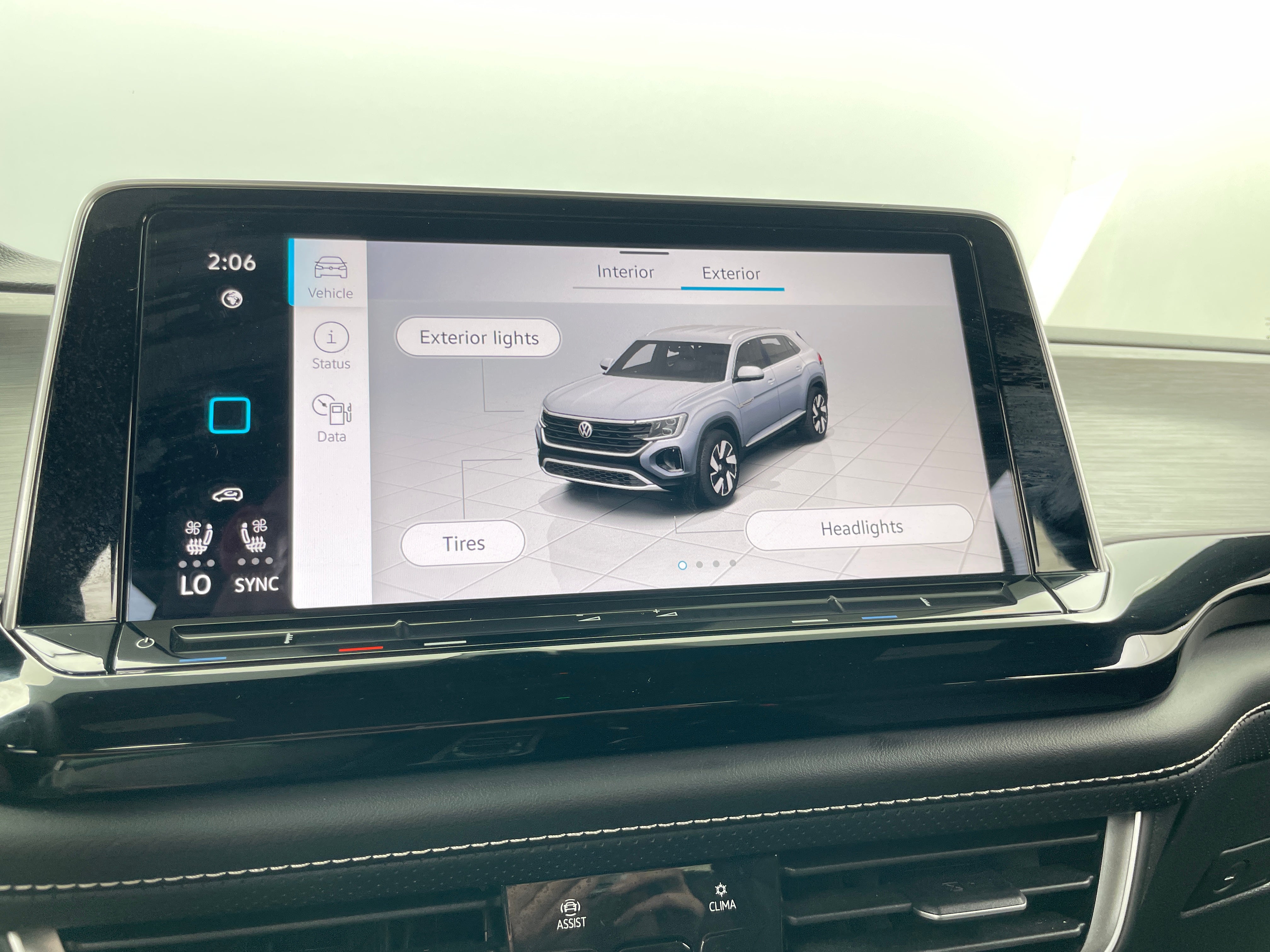 2024 Volkswagen Atlas SE 3