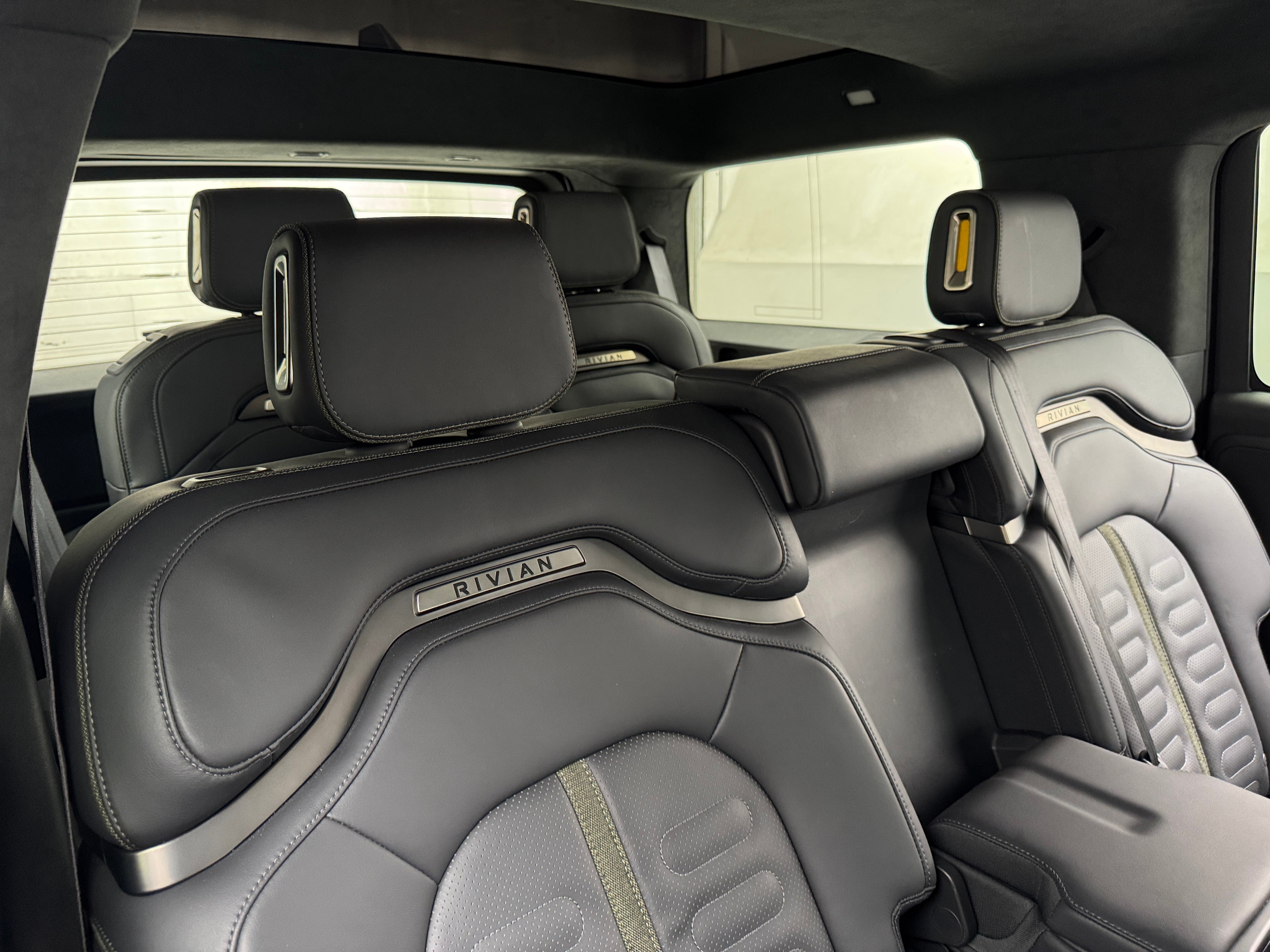 2023 Rivian R1S Adventure 6