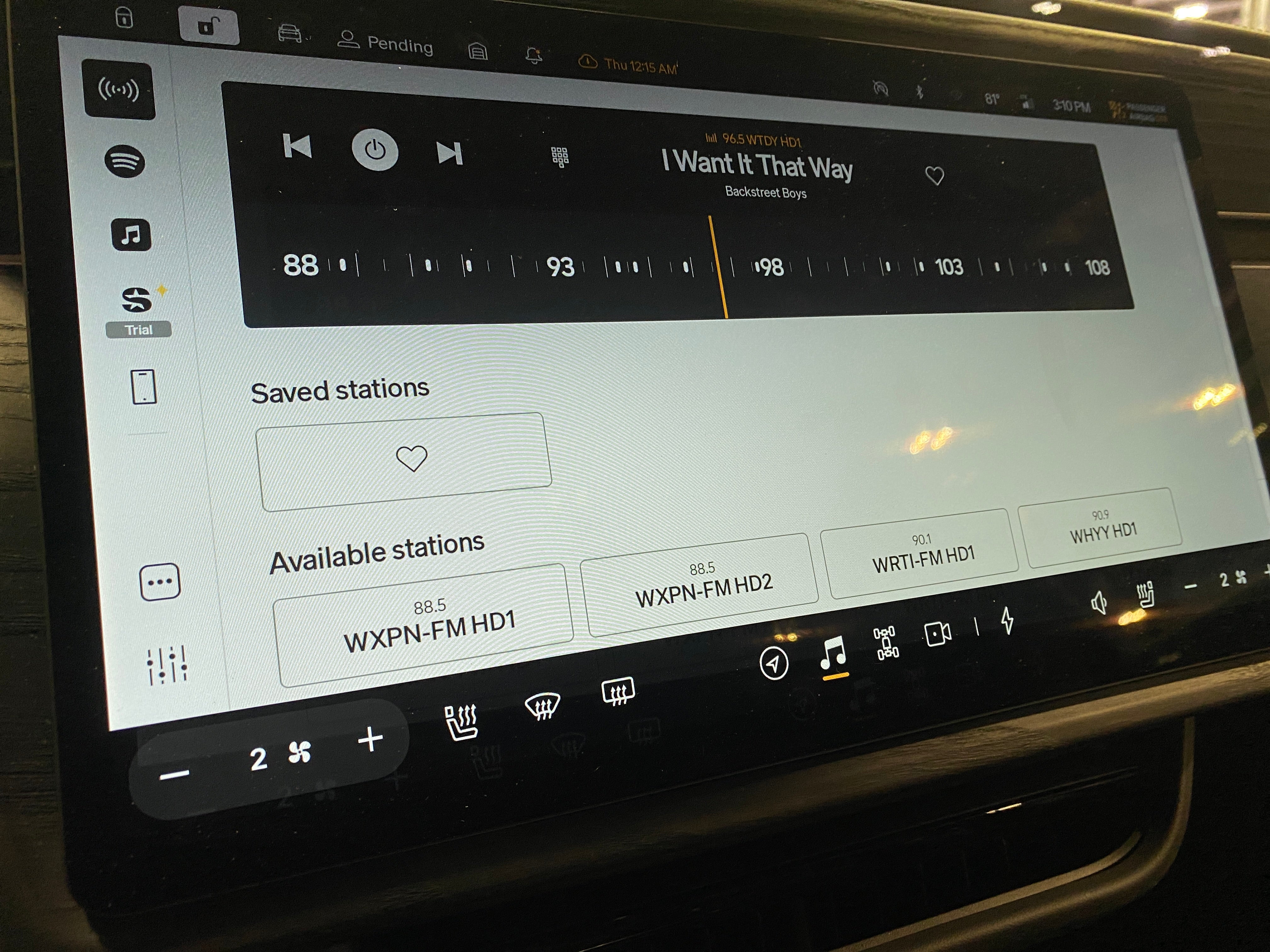 2023 Rivian R1S Adventure 4