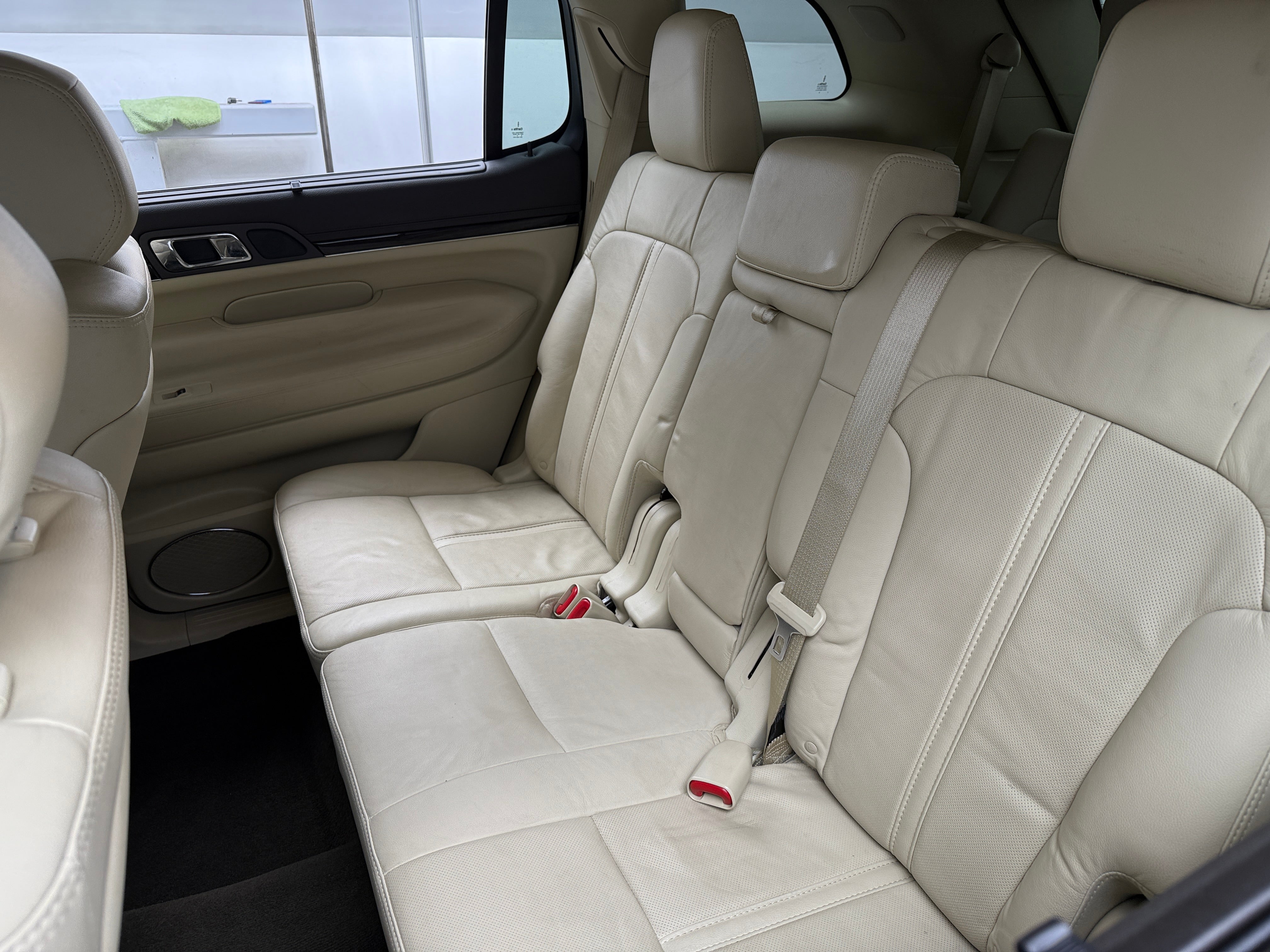 2019 Lincoln MKT  5