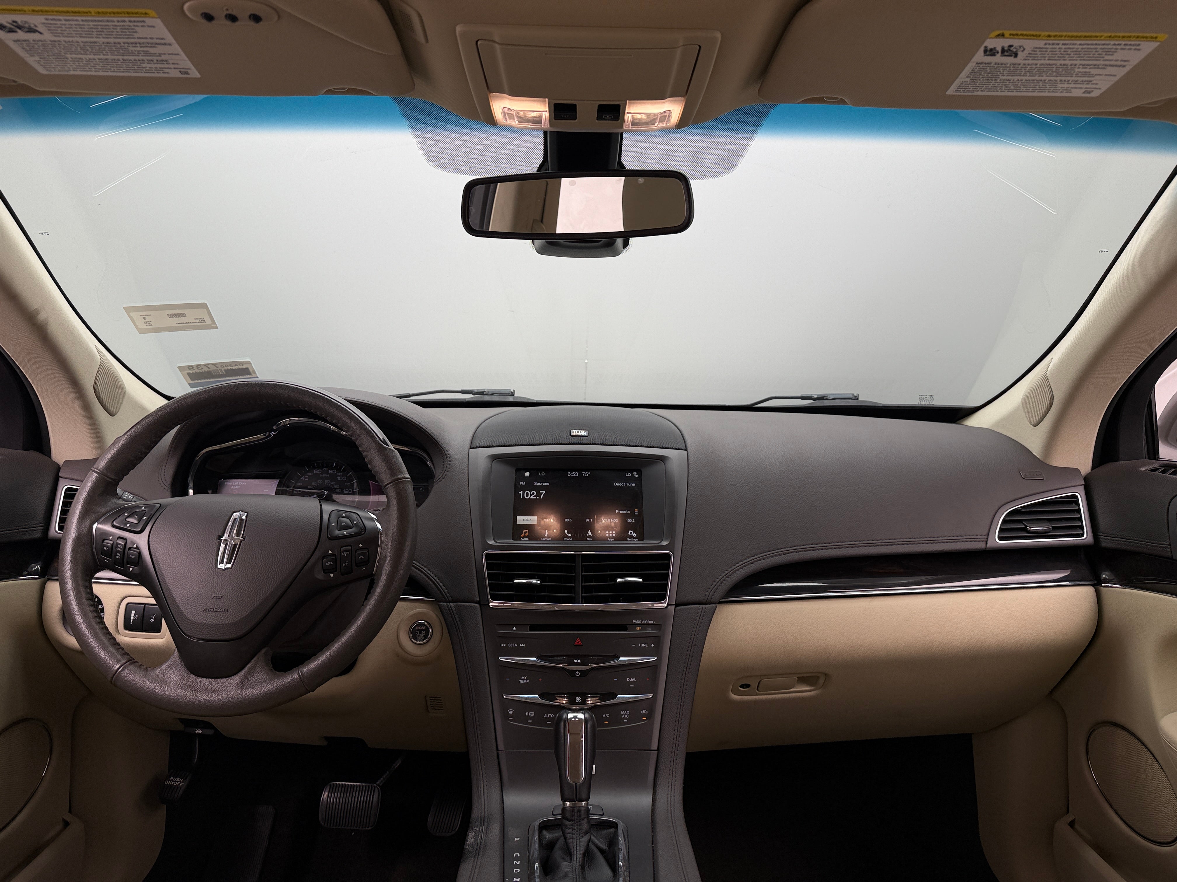 2019 Lincoln MKT  2