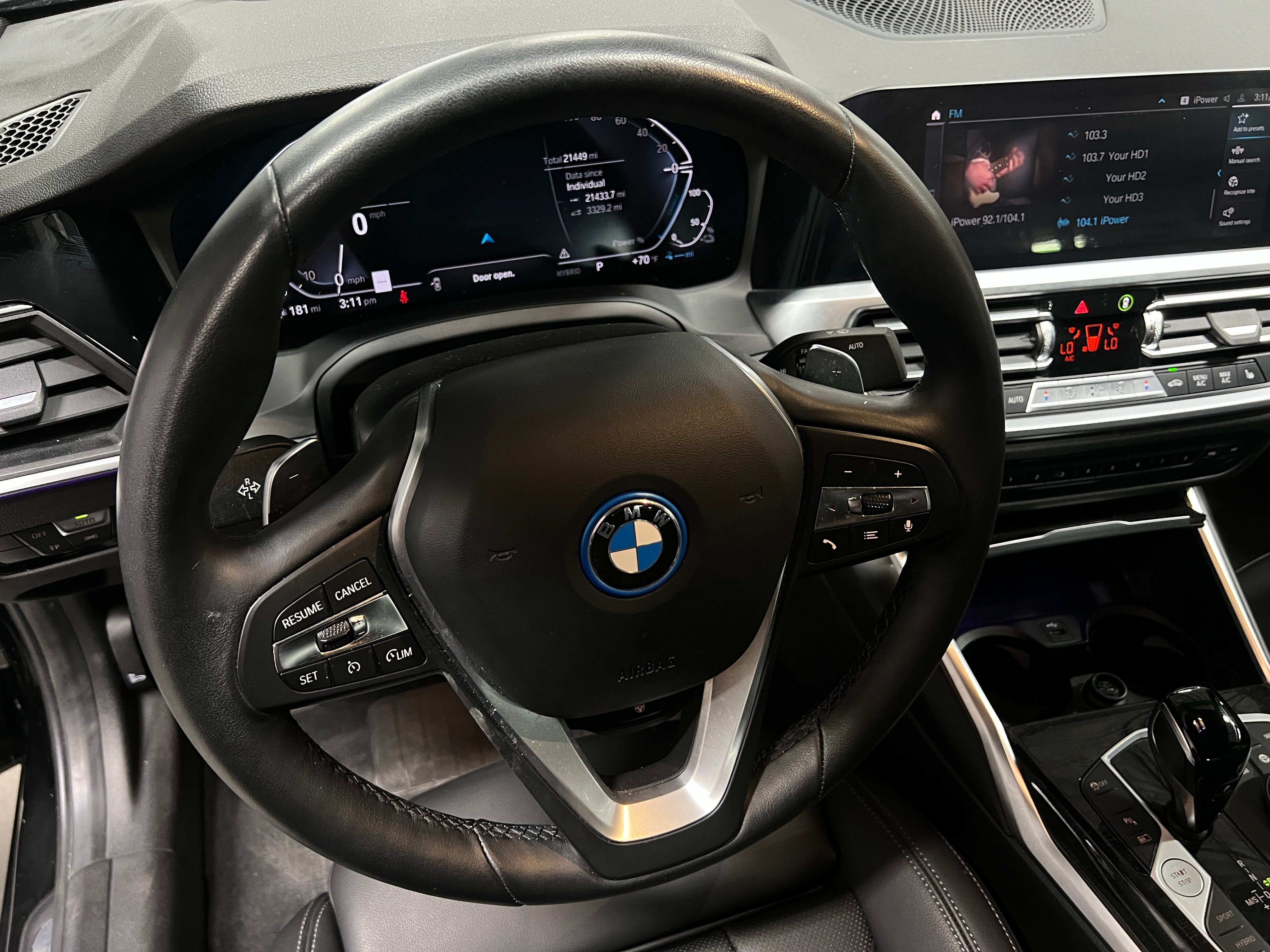 2022 BMW 3 Series 330e xDrive 5