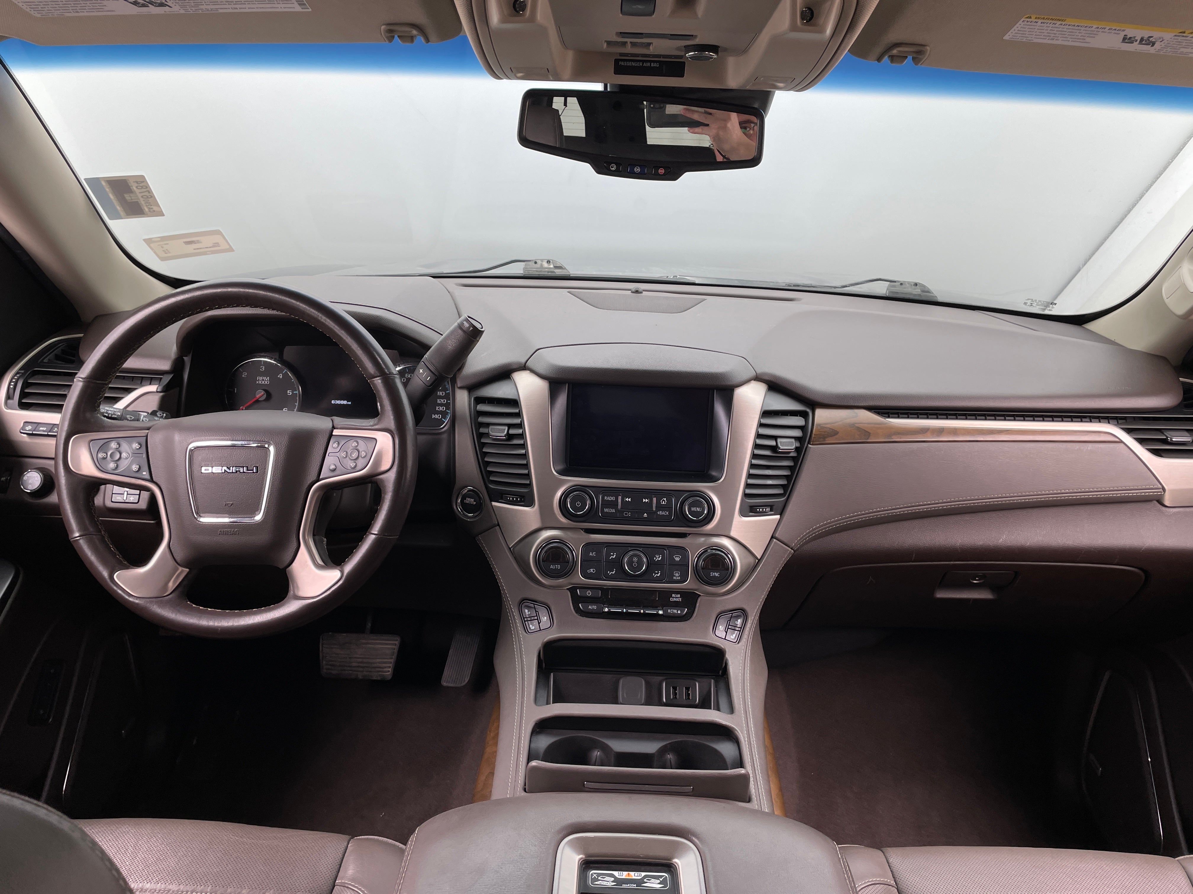 2019 GMC Yukon Denali 2
