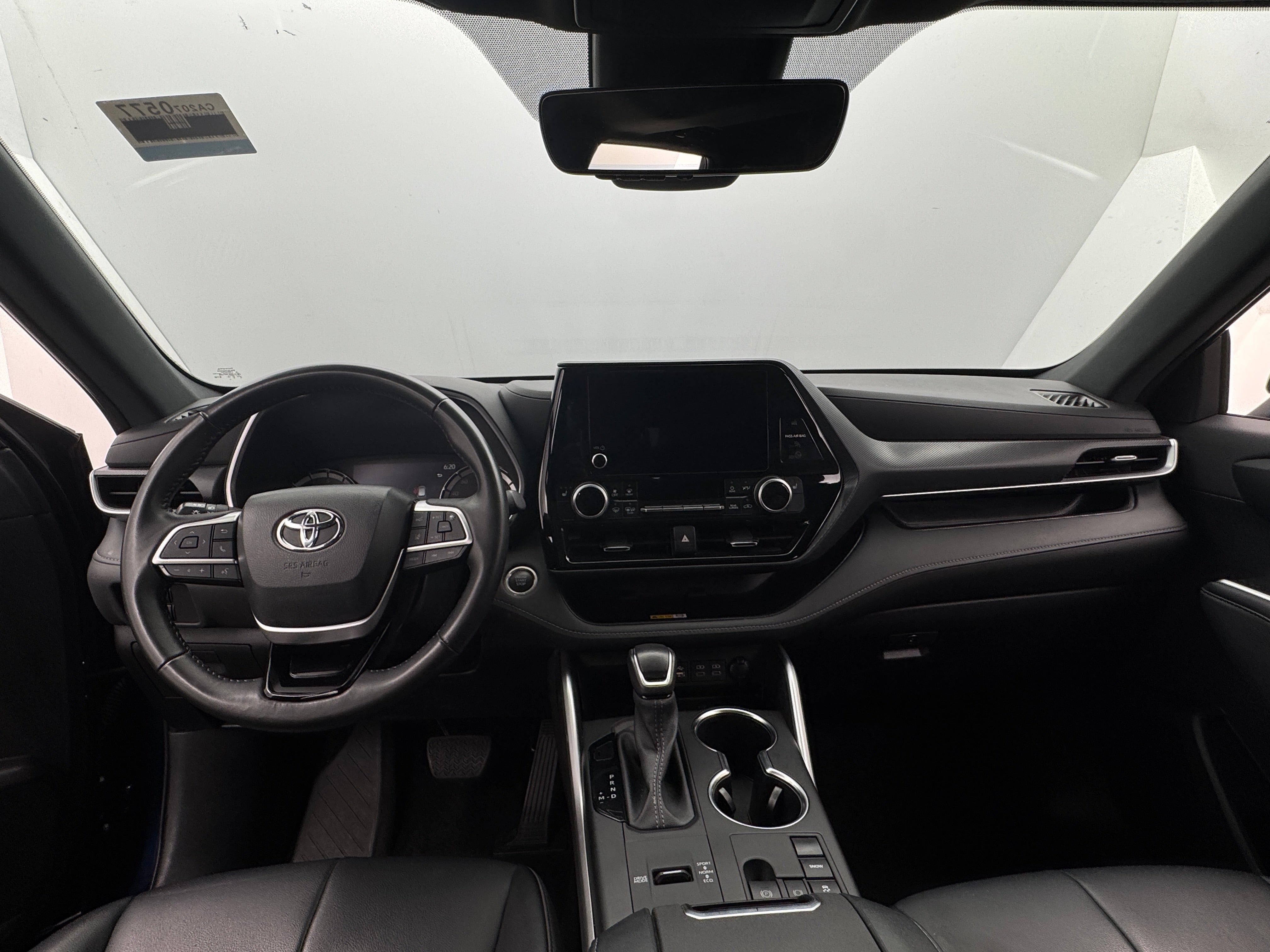 2024 Toyota Highlander XSE 2
