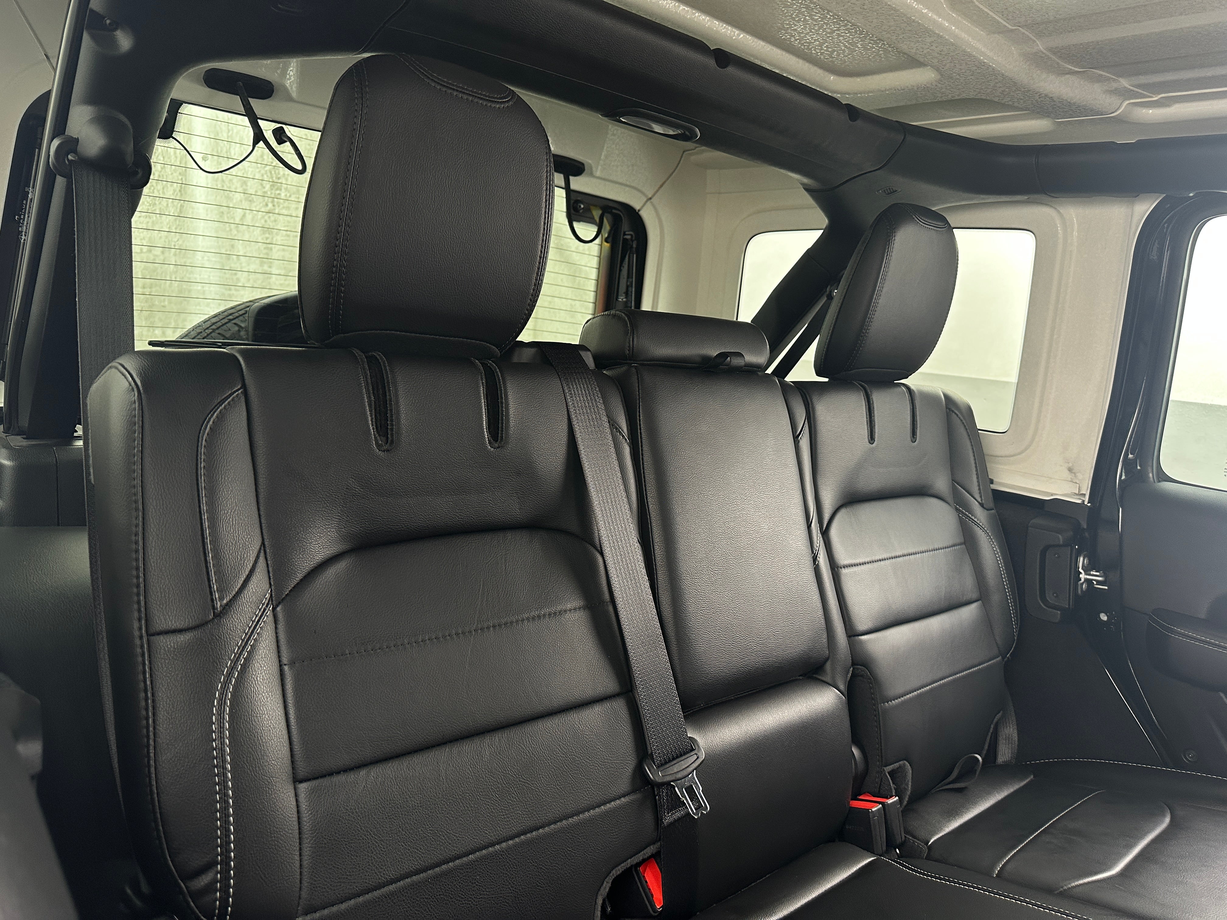 2022 Jeep Wrangler Unlimited Sahara 4xe 5