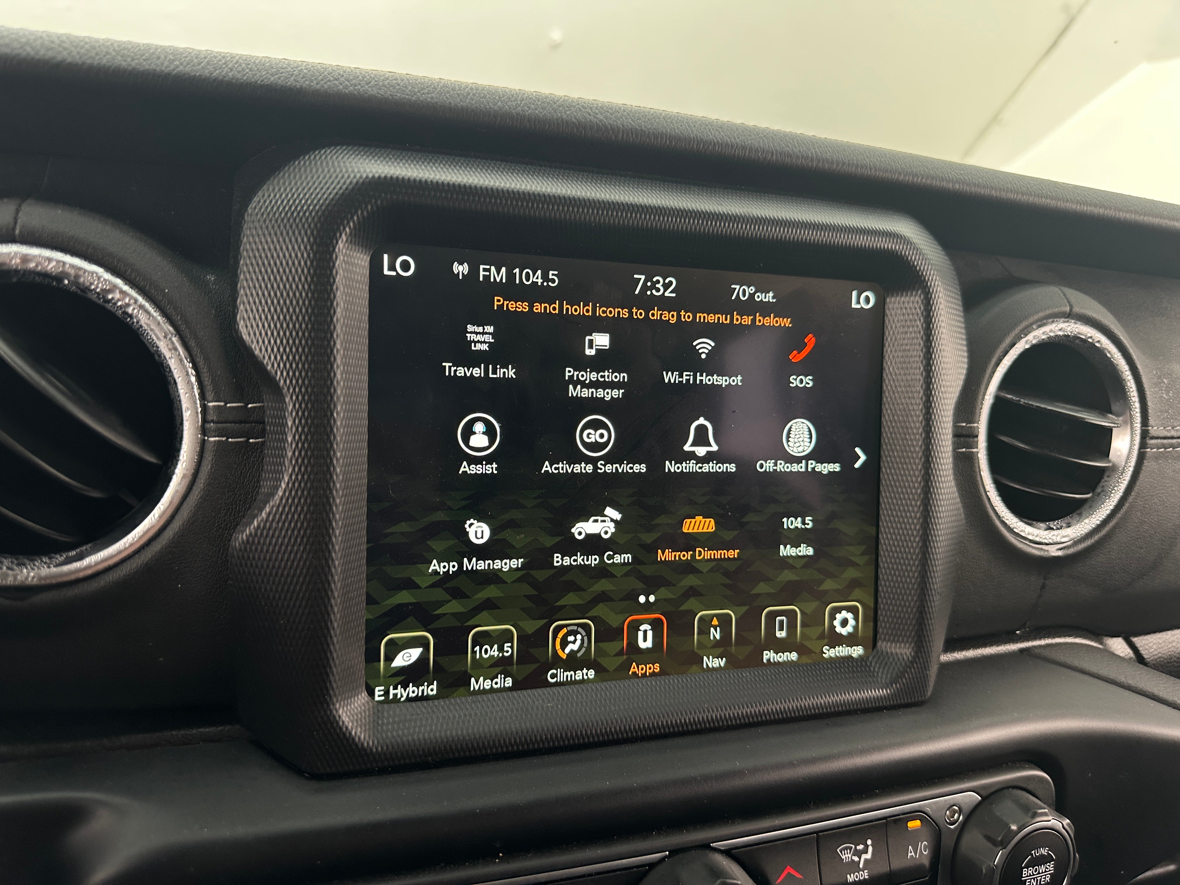 2022 Jeep Wrangler Unlimited Sahara 4xe 3
