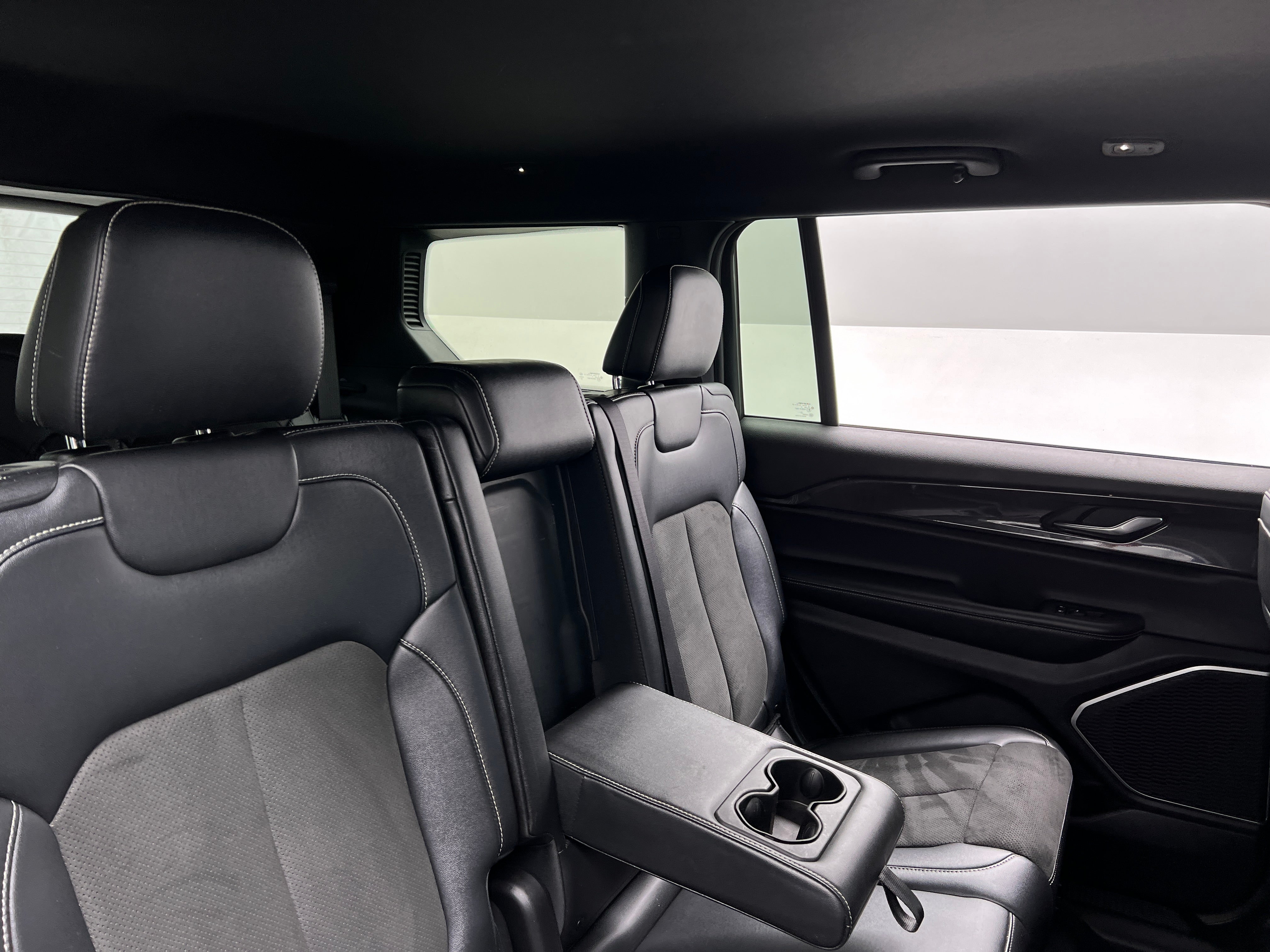 2022 Jeep Grand Cherokee L Altitude 6