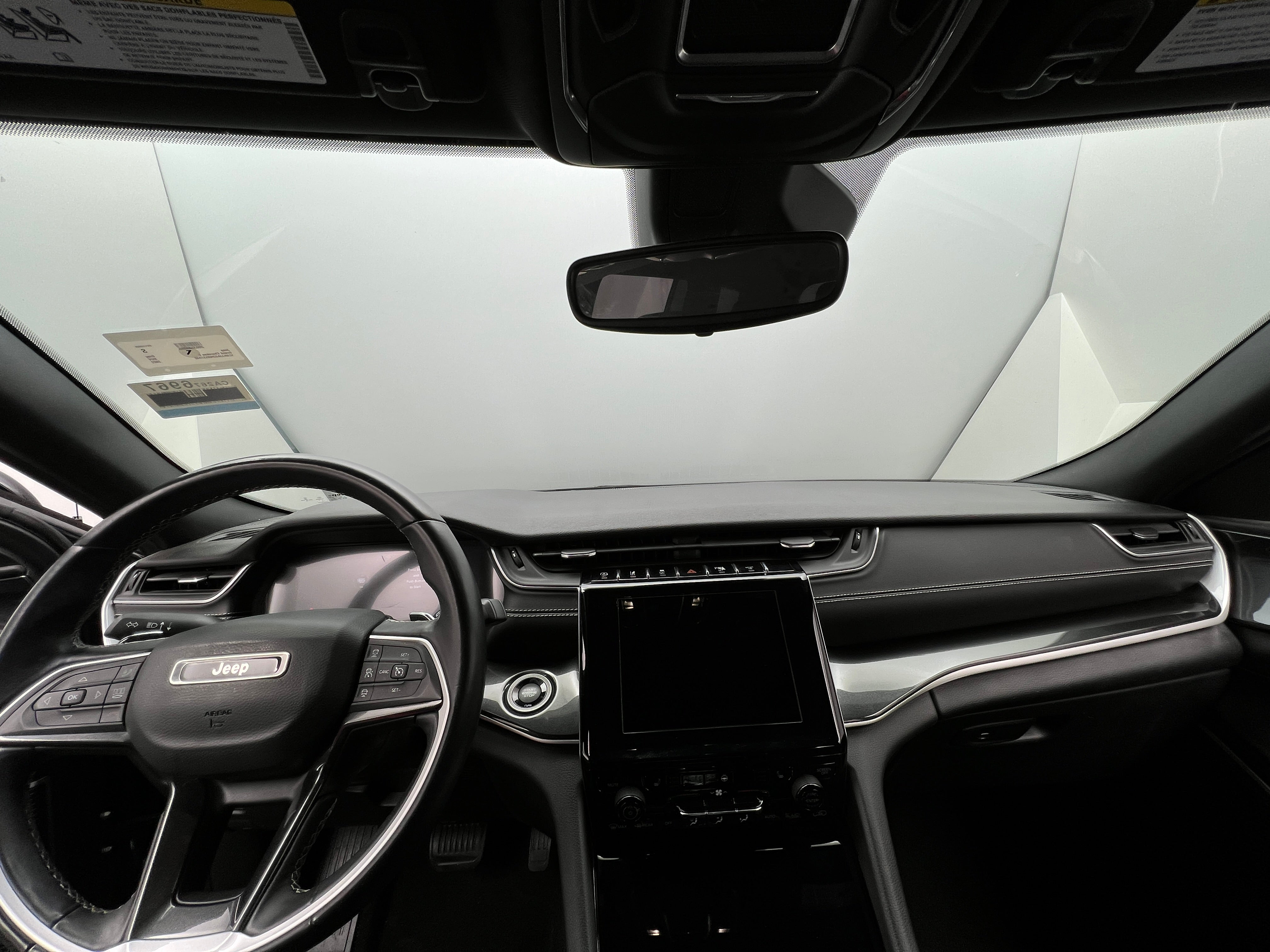 2022 Jeep Grand Cherokee L Altitude 3