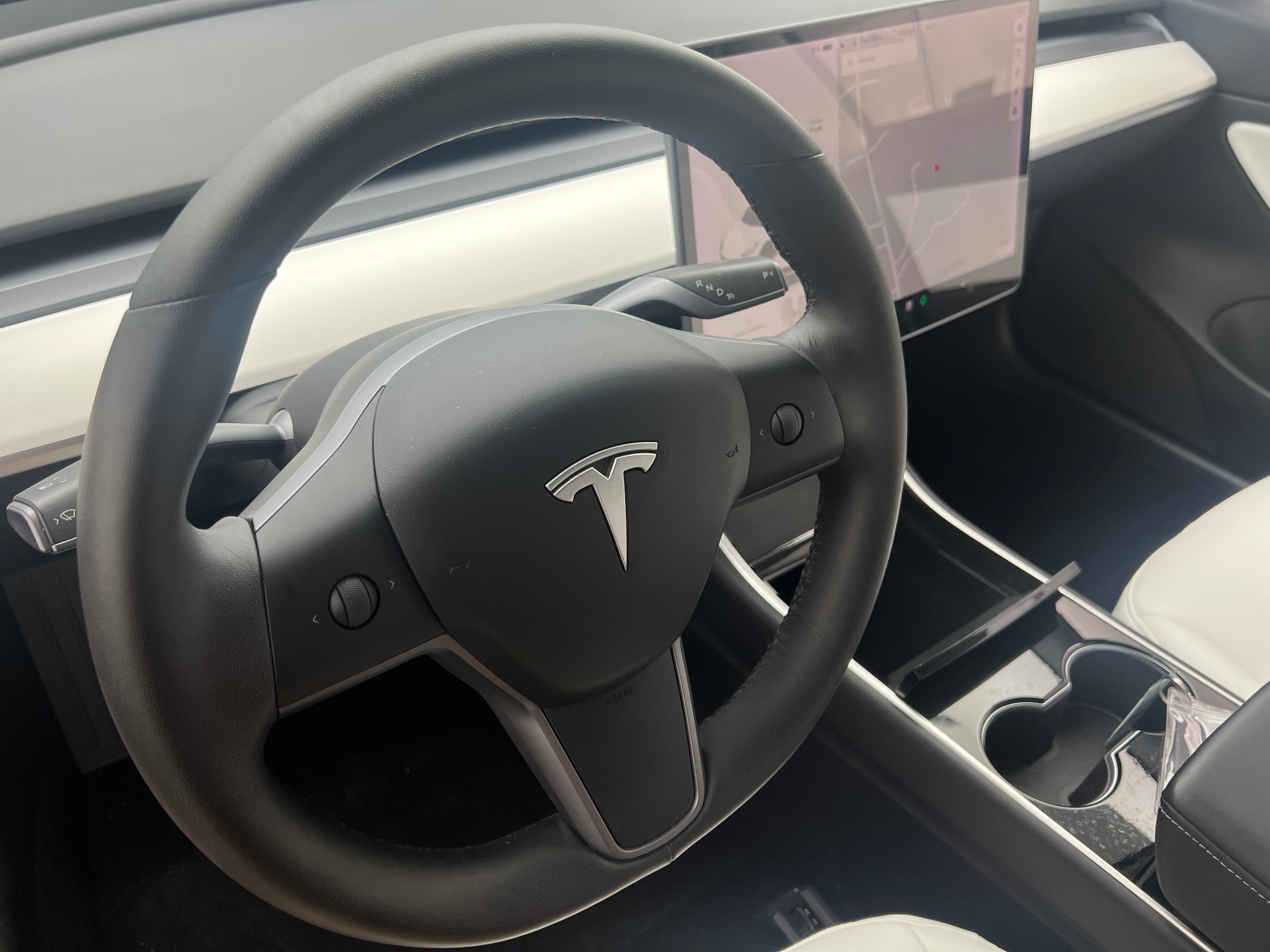 2019 Tesla Model 3 Standard Range 4