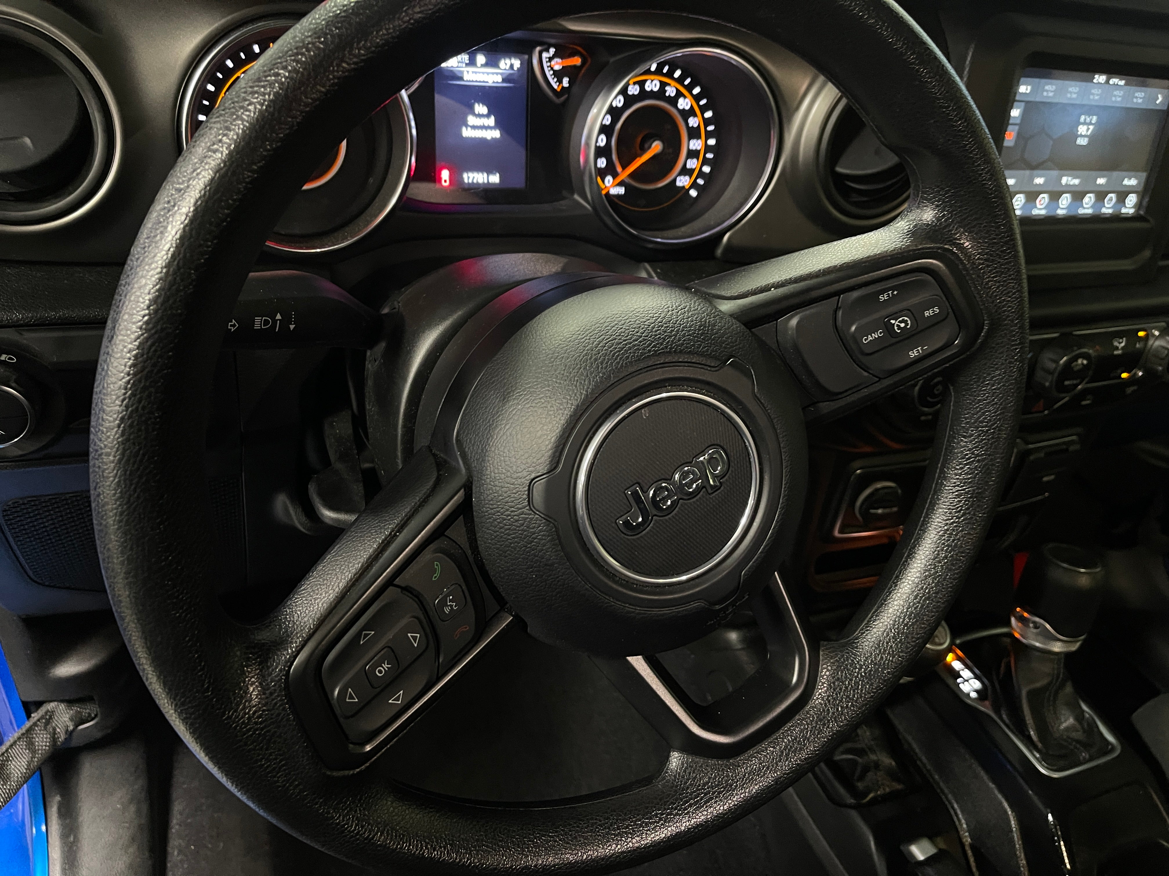 2023 Jeep Gladiator Sport 5