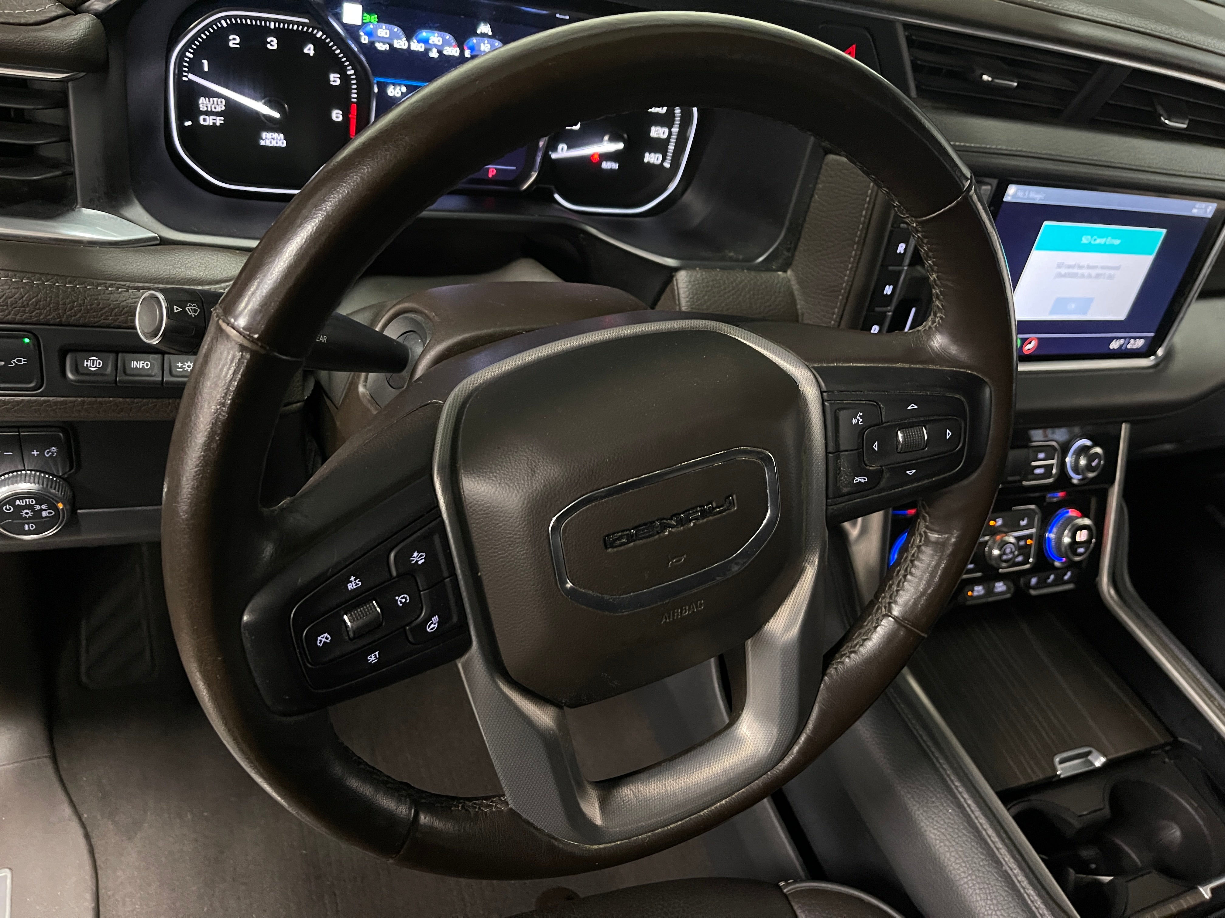 2021 GMC Yukon Denali 4