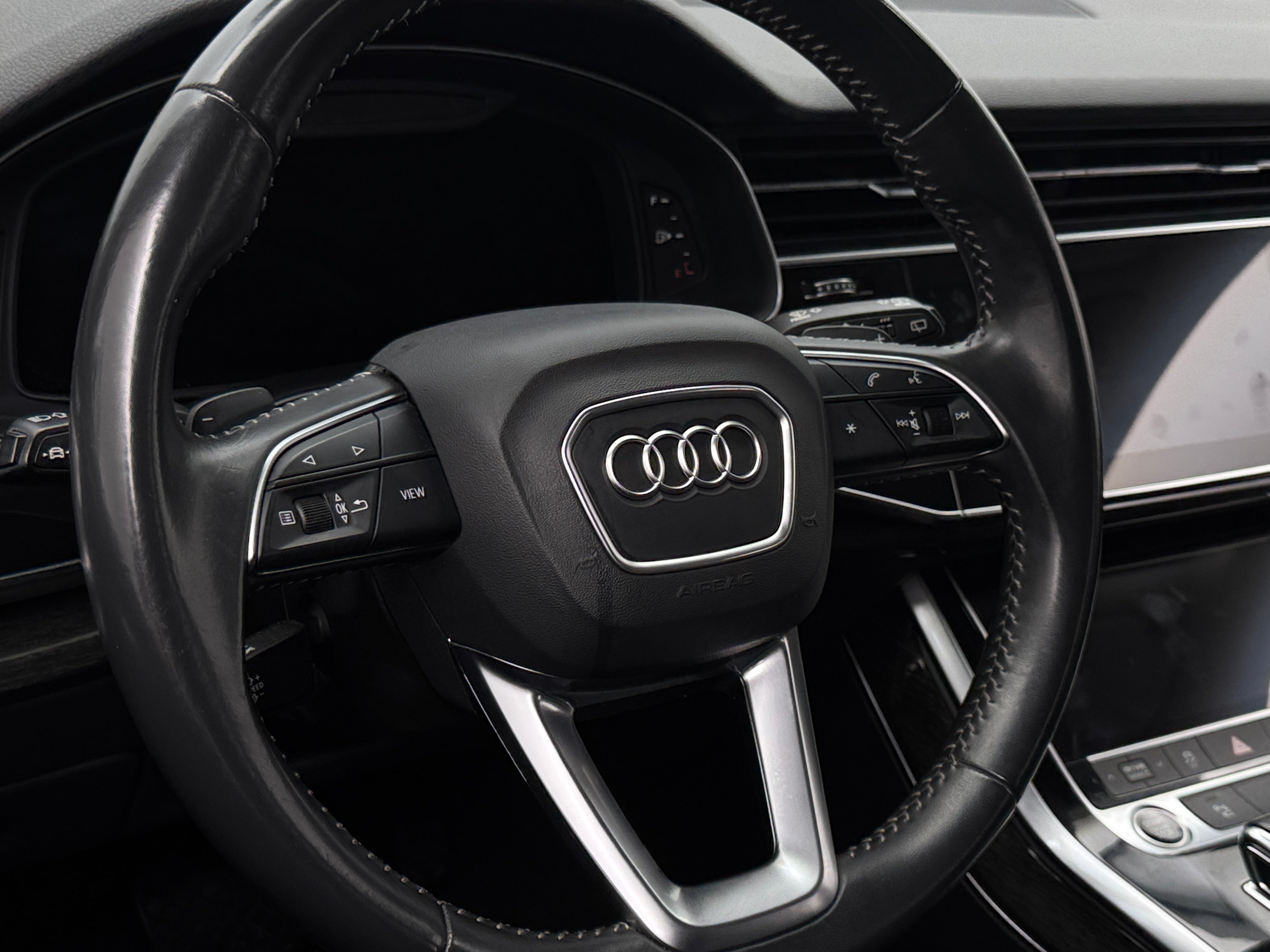 2021 Audi Q8 Premium 4