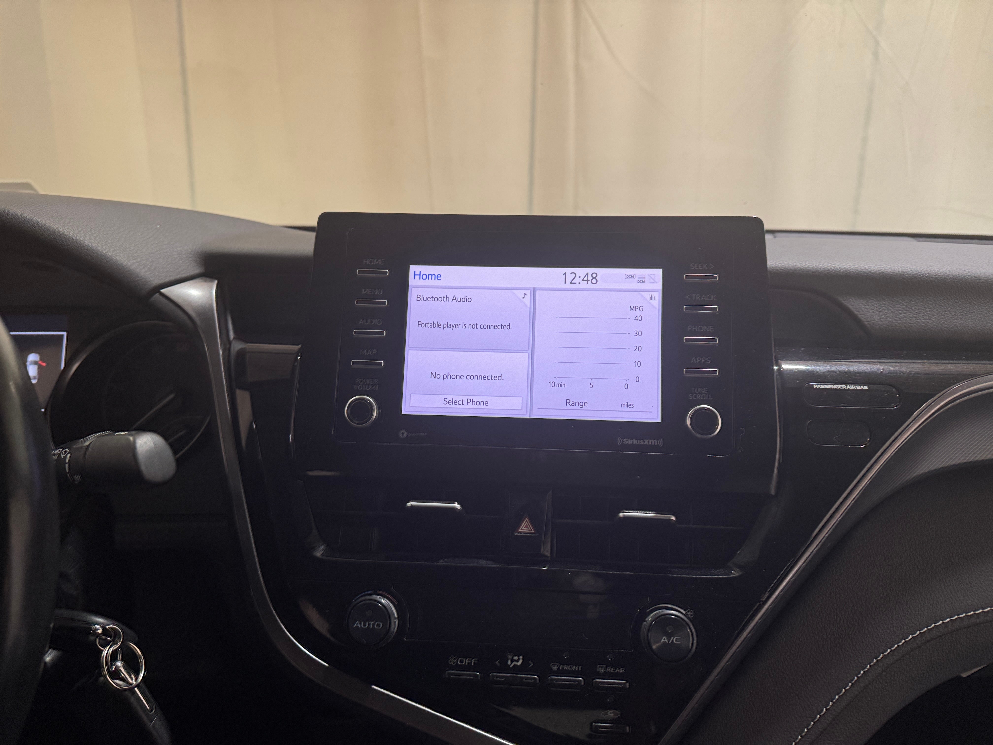 2021 Toyota Camry SE 4