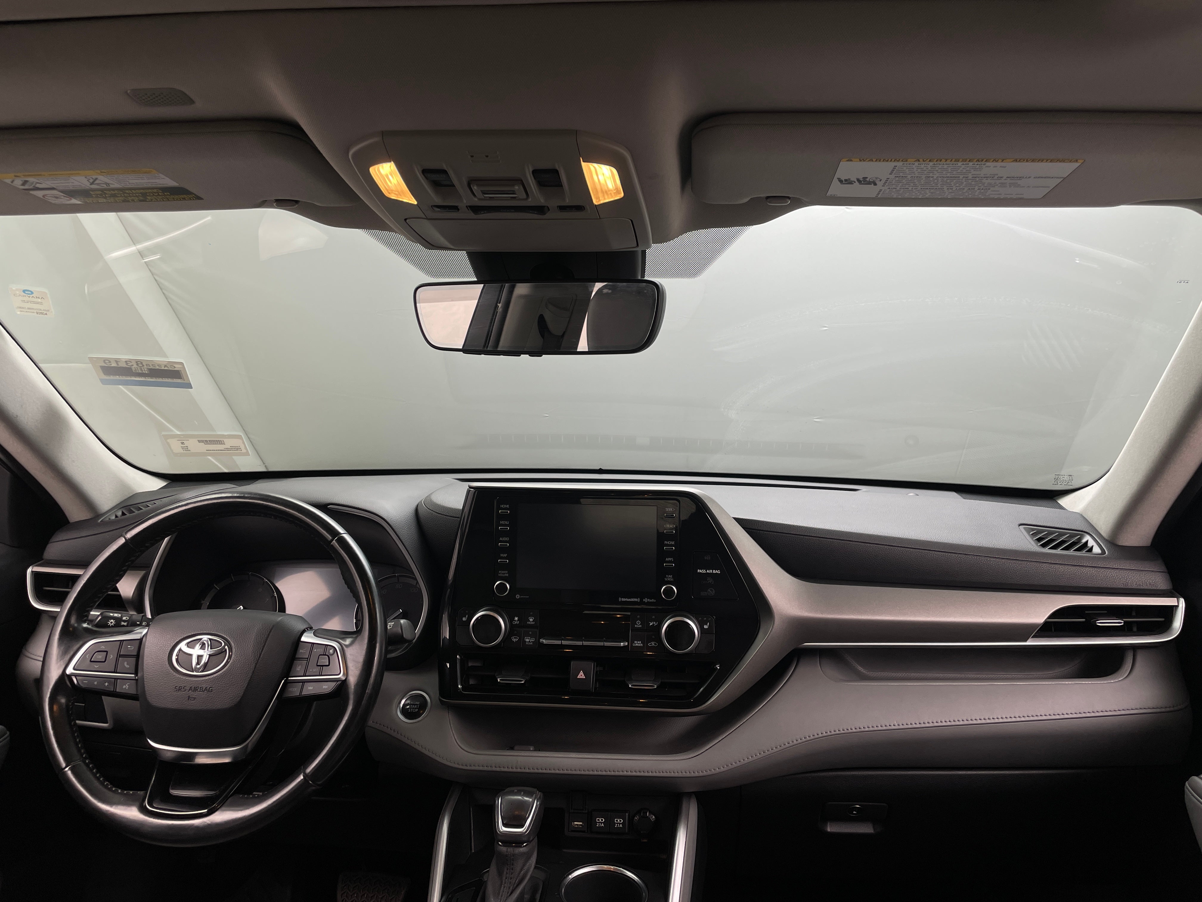 2021 Toyota Highlander XLE 2