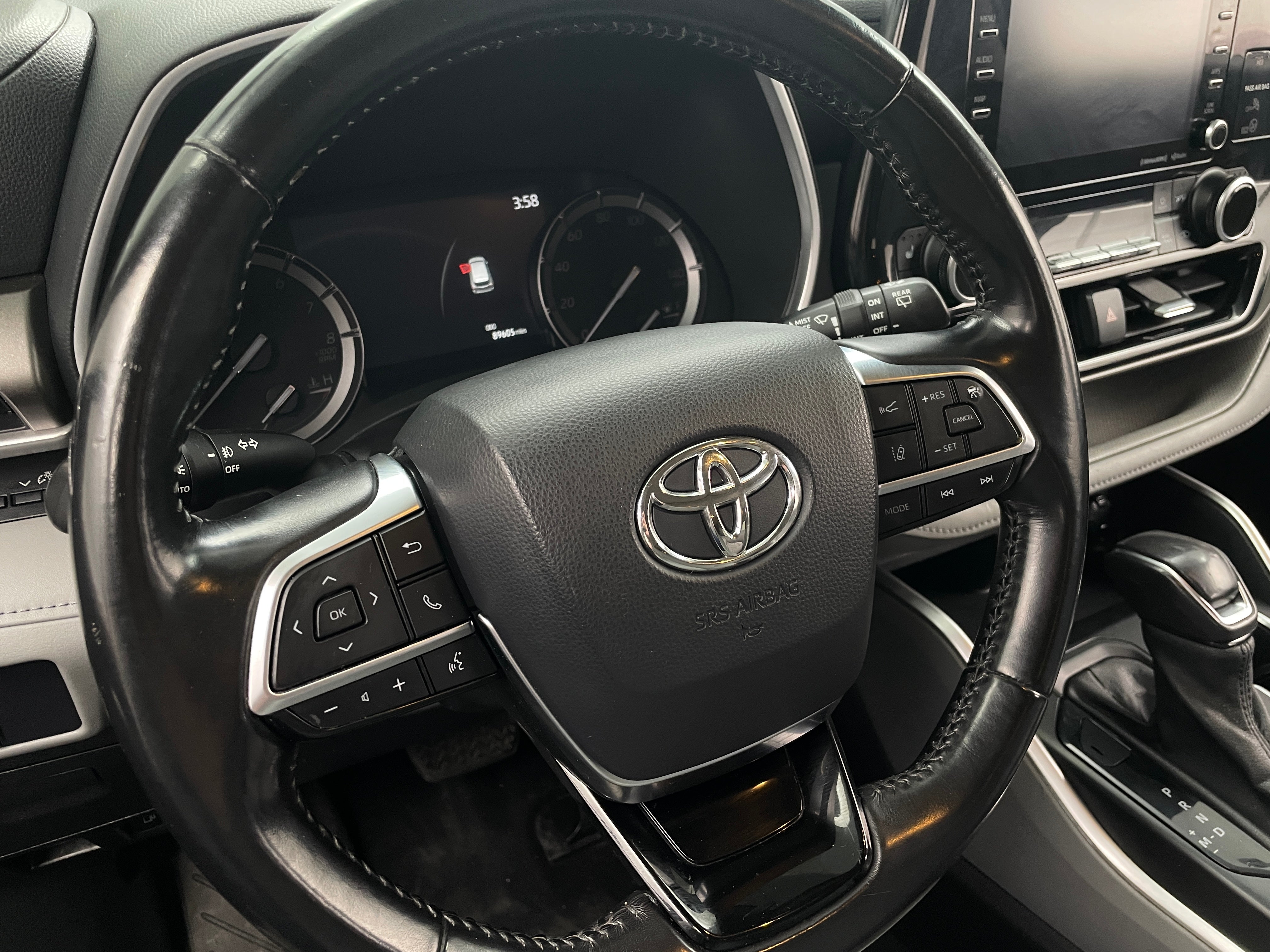 2021 Toyota Highlander XLE 4