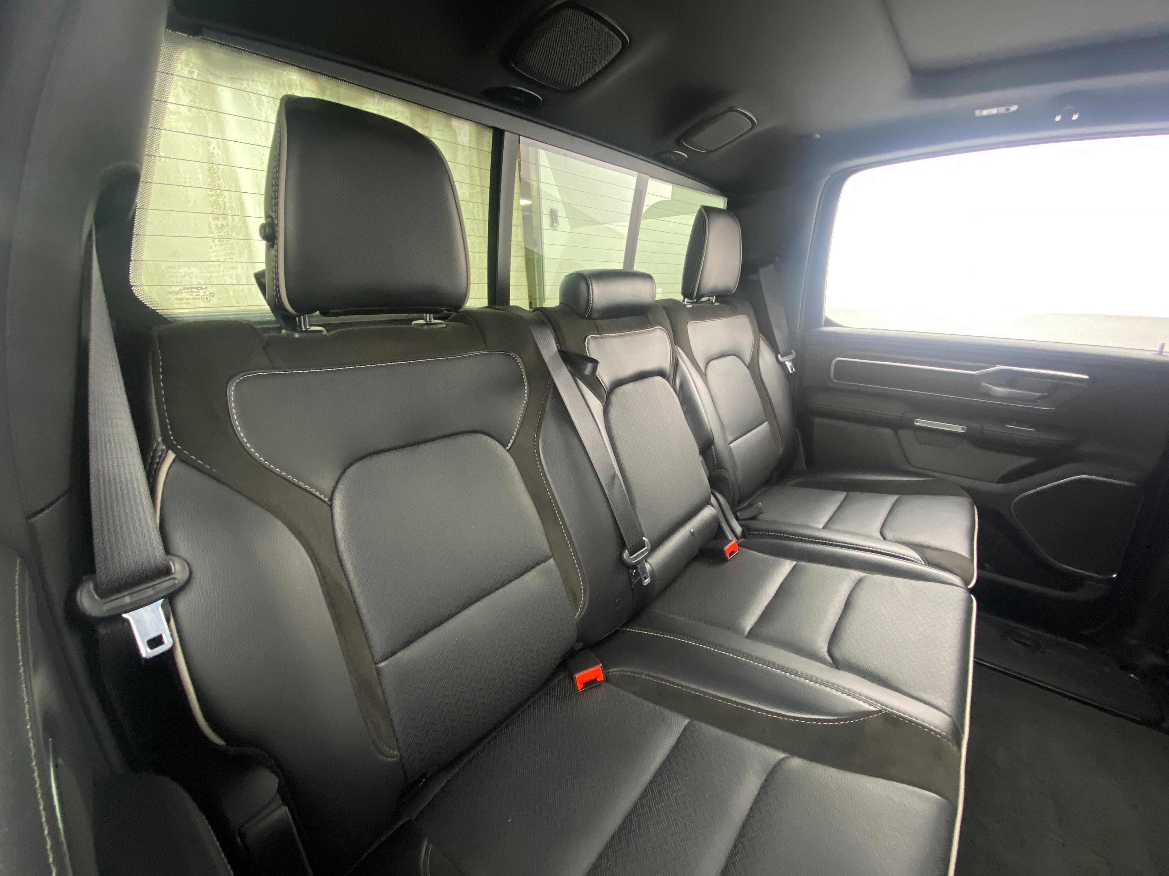 2024 RAM 1500 Laramie 5