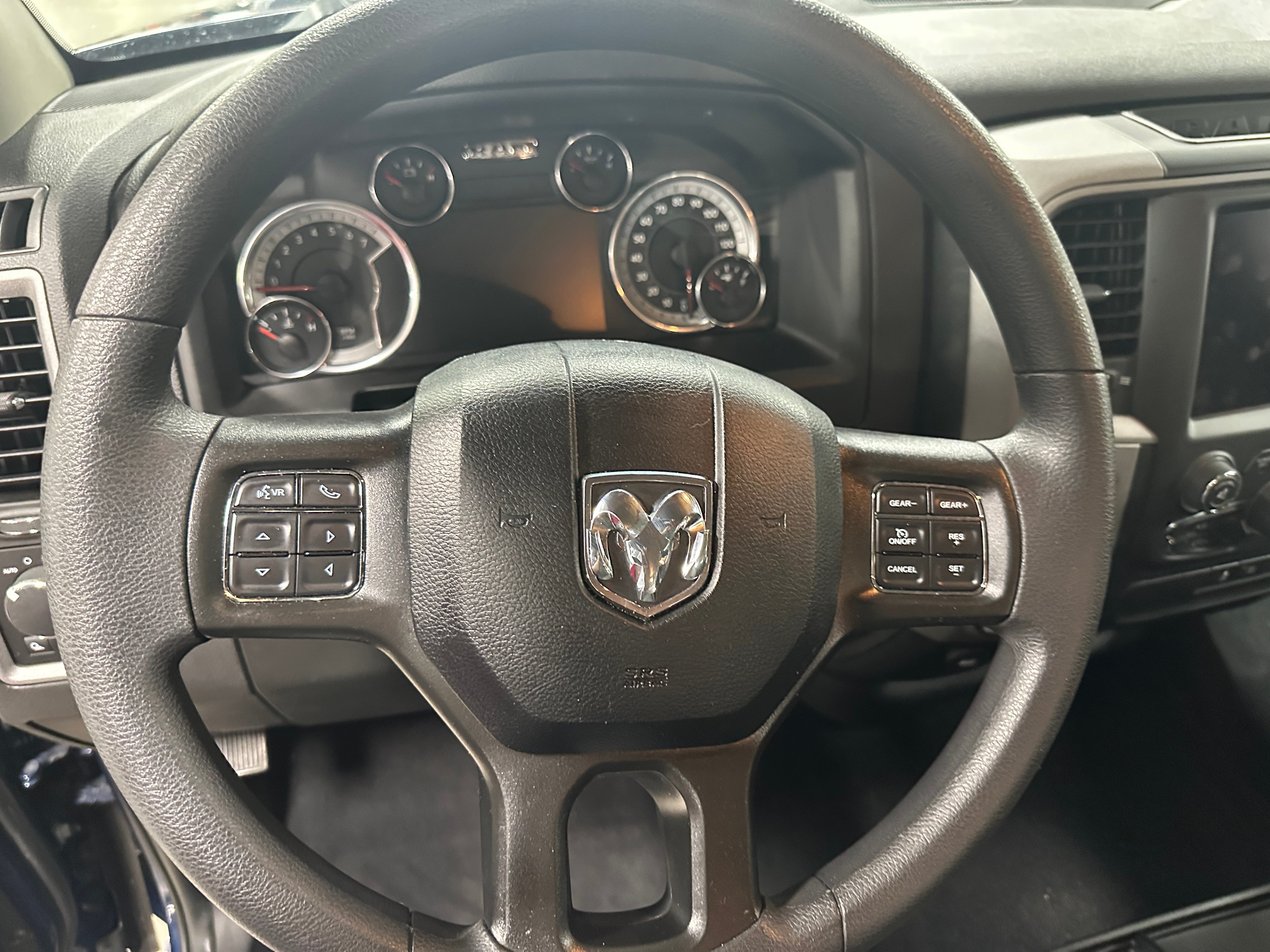 2021 RAM 1500 Classic Tradesman 4