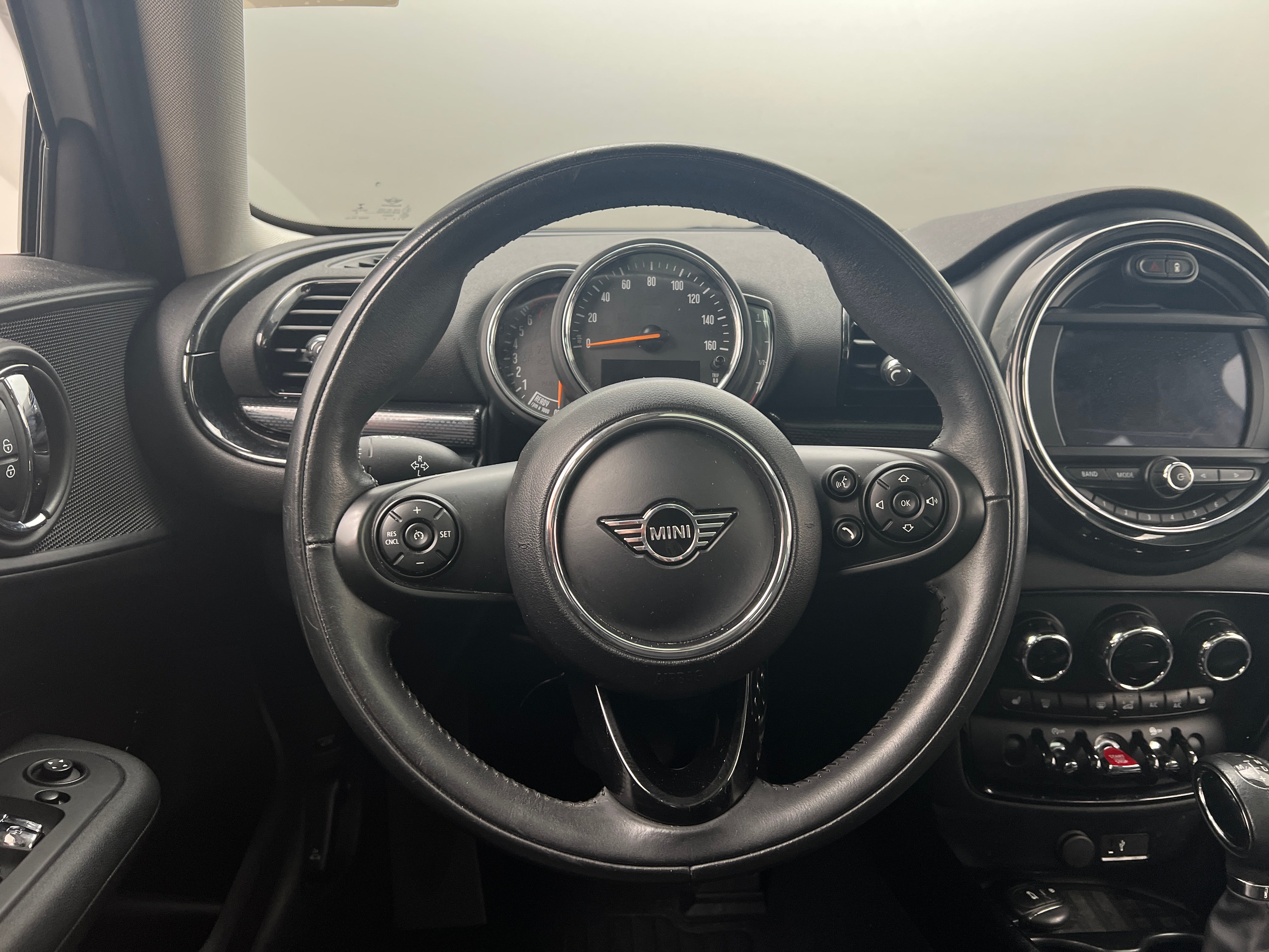 2019 MINI Cooper Clubman  4