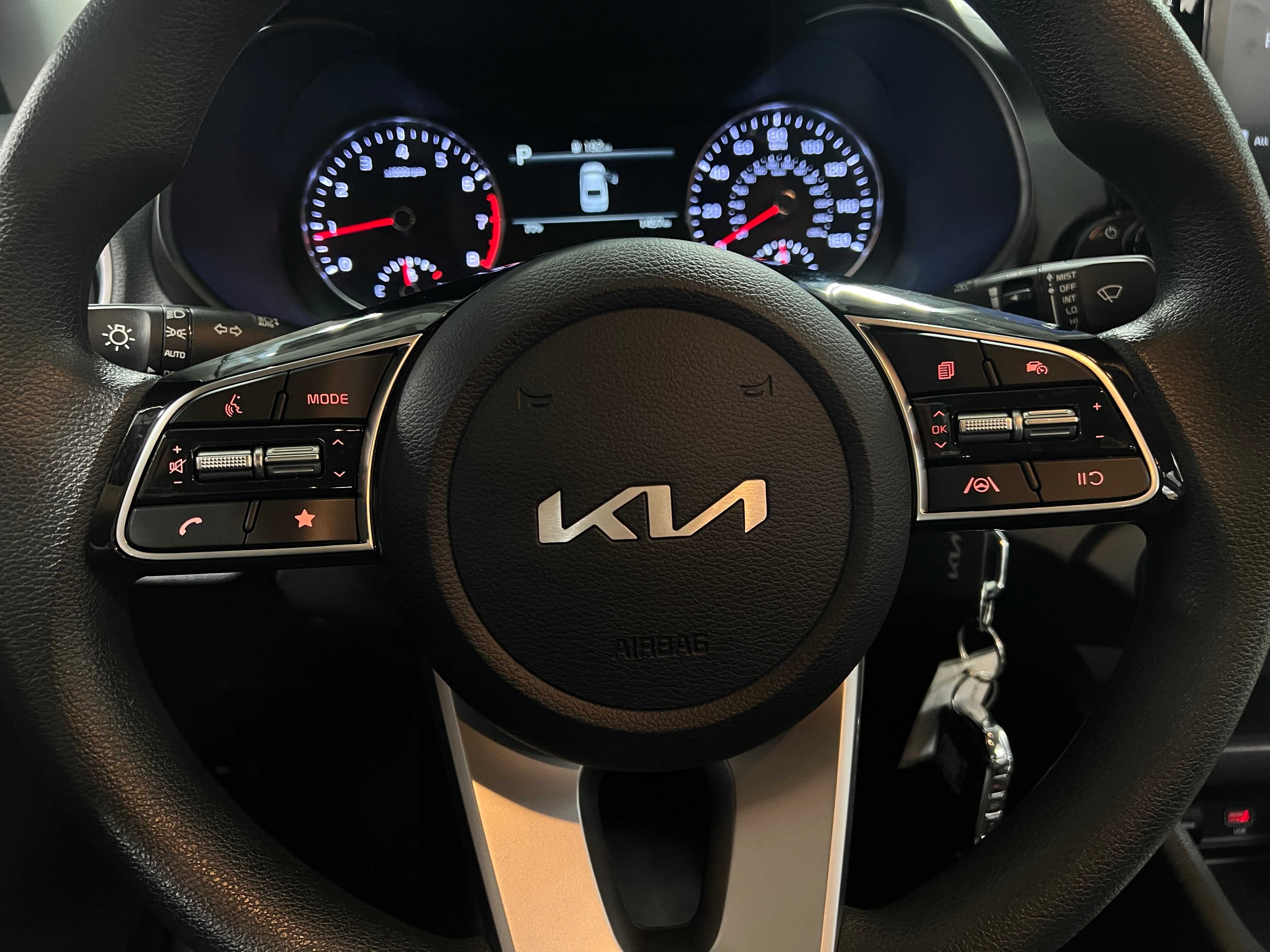 2023 Kia Forte LXS 5
