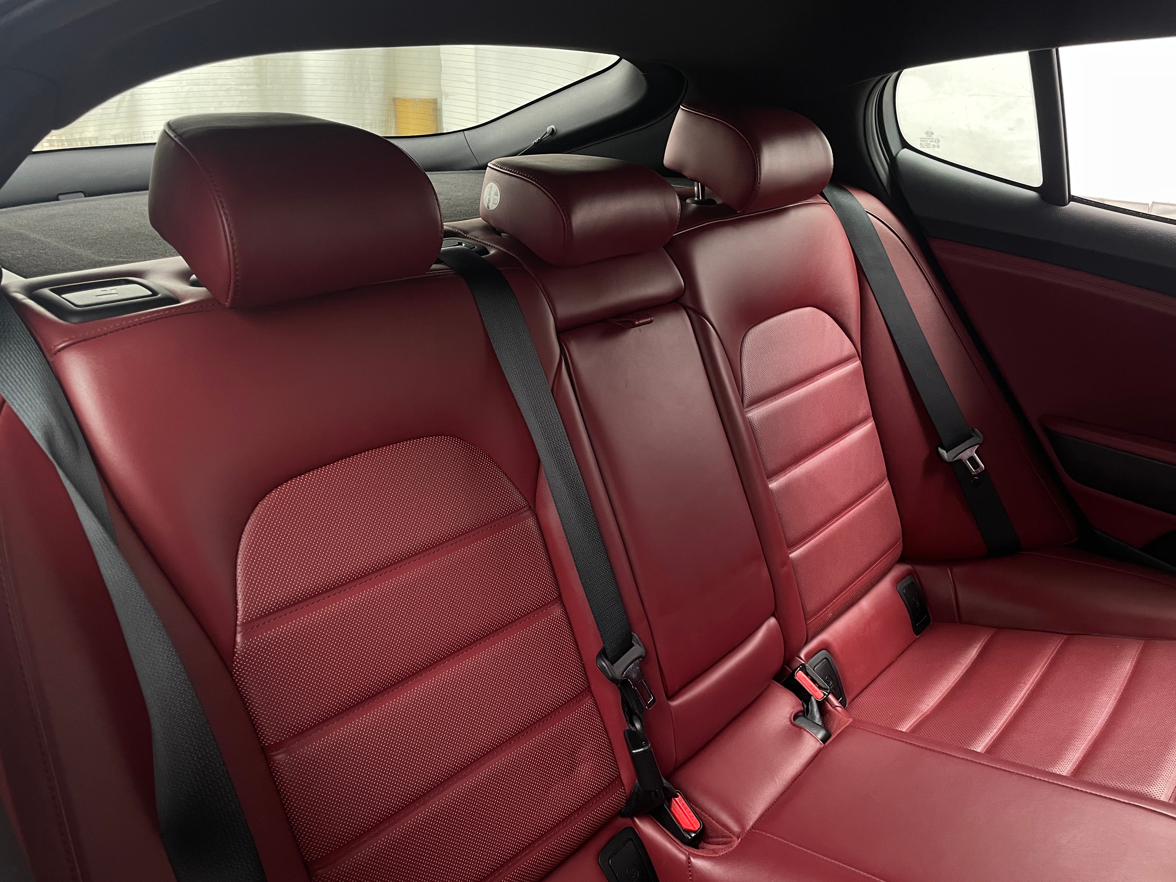 2018 Kia Stinger GT2 5