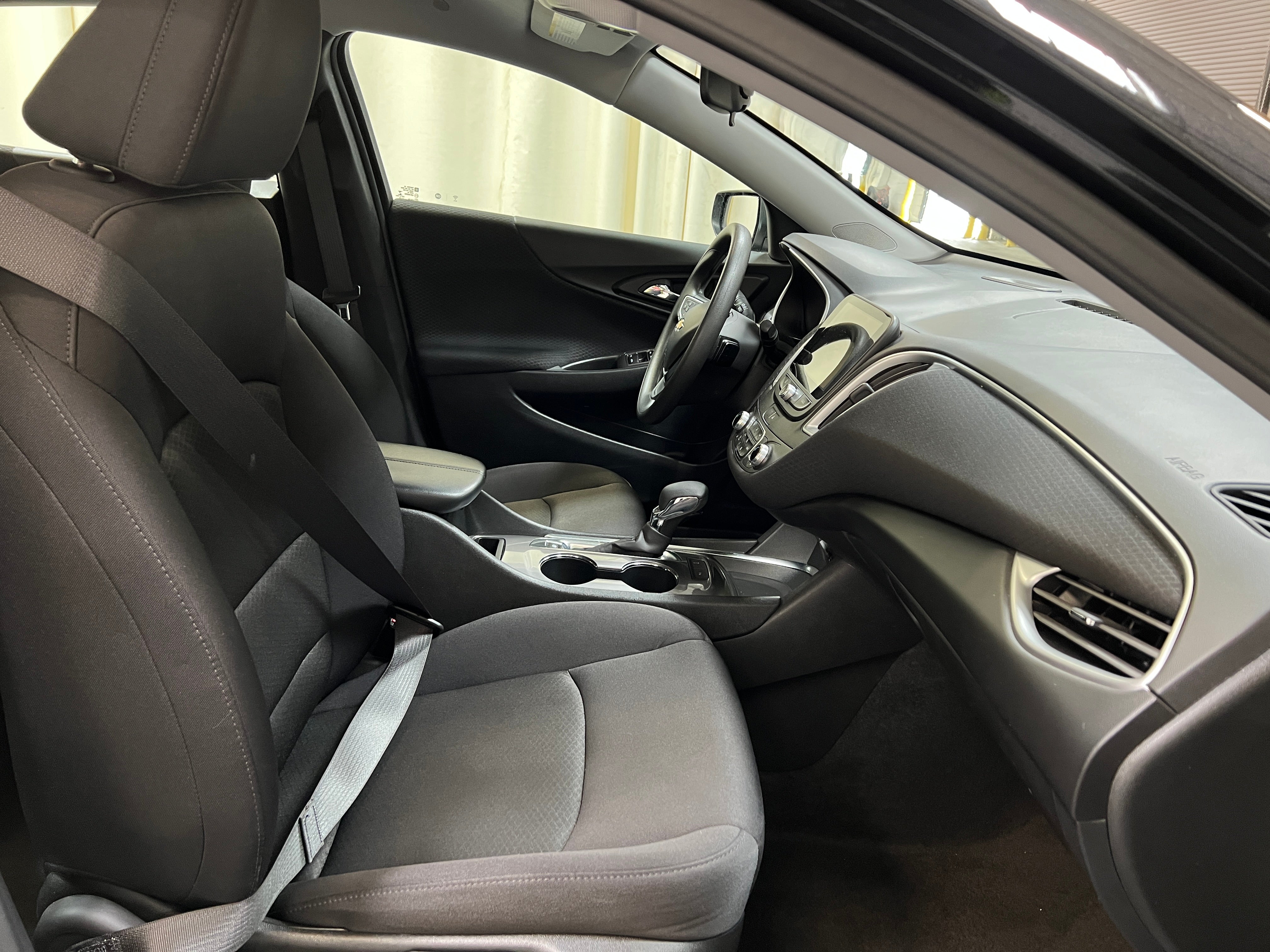 2024 Chevrolet Malibu LT 2