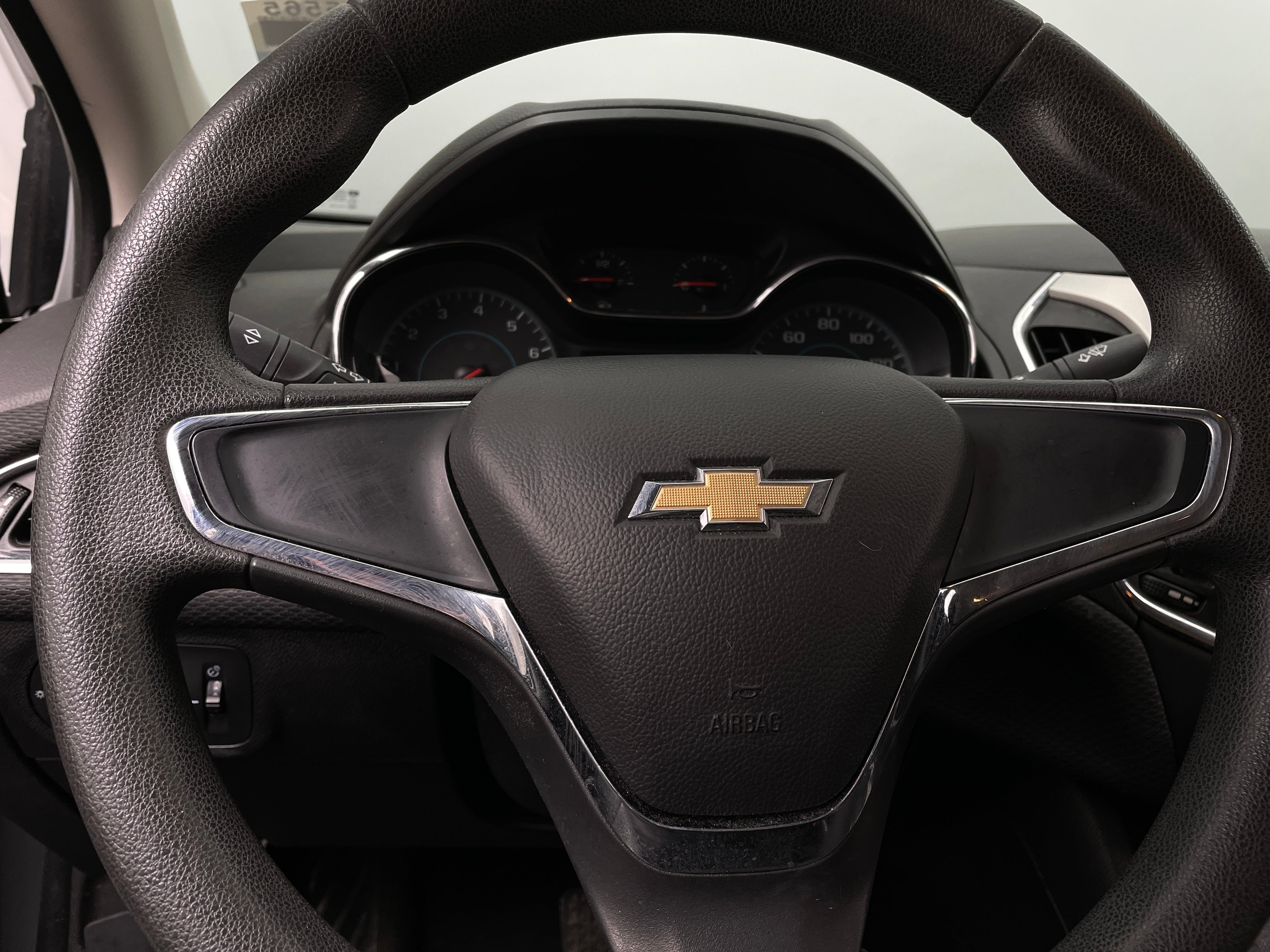 2018 Chevrolet Cruze LS 5