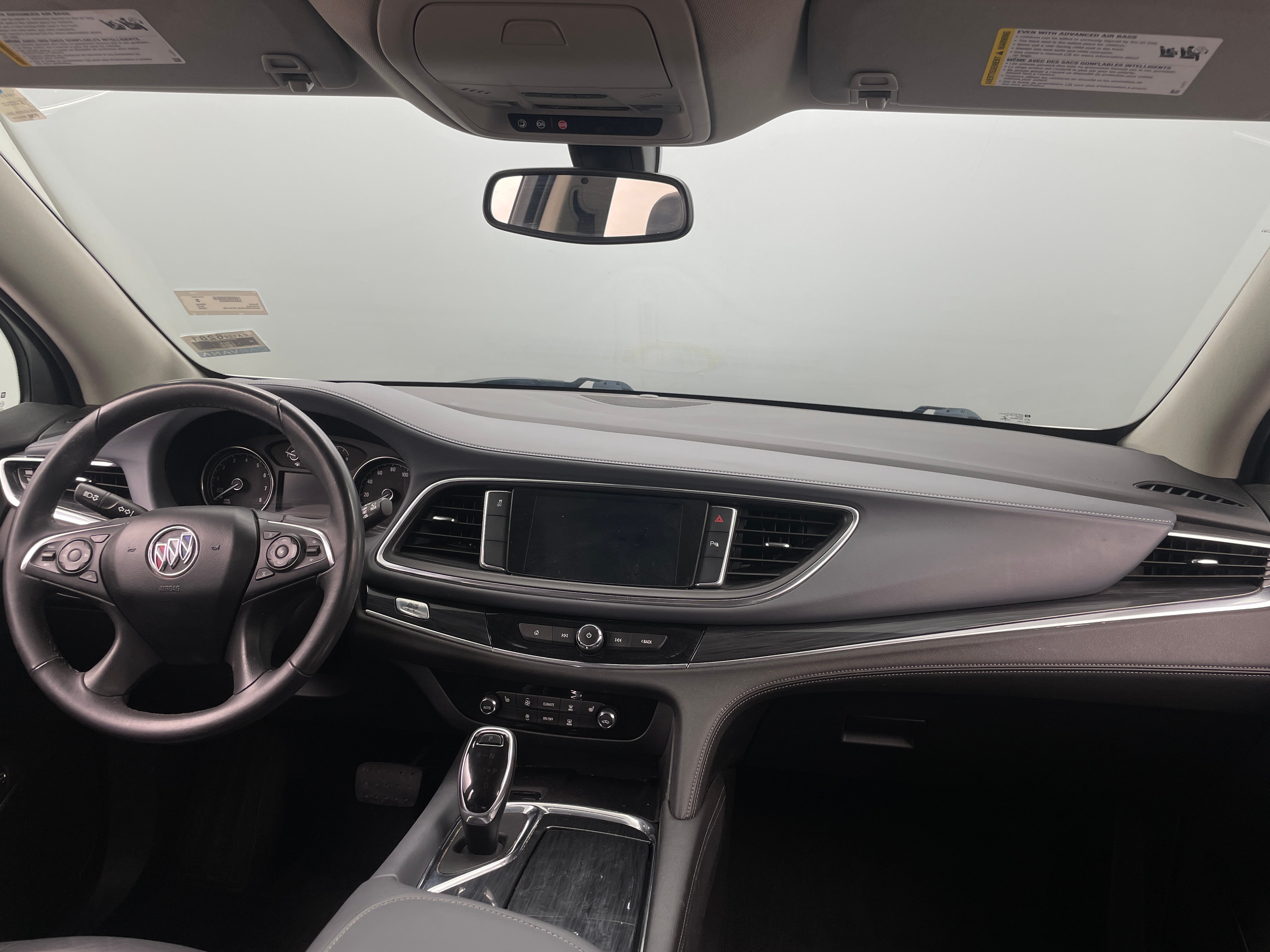 2020 Buick Enclave Essence 2