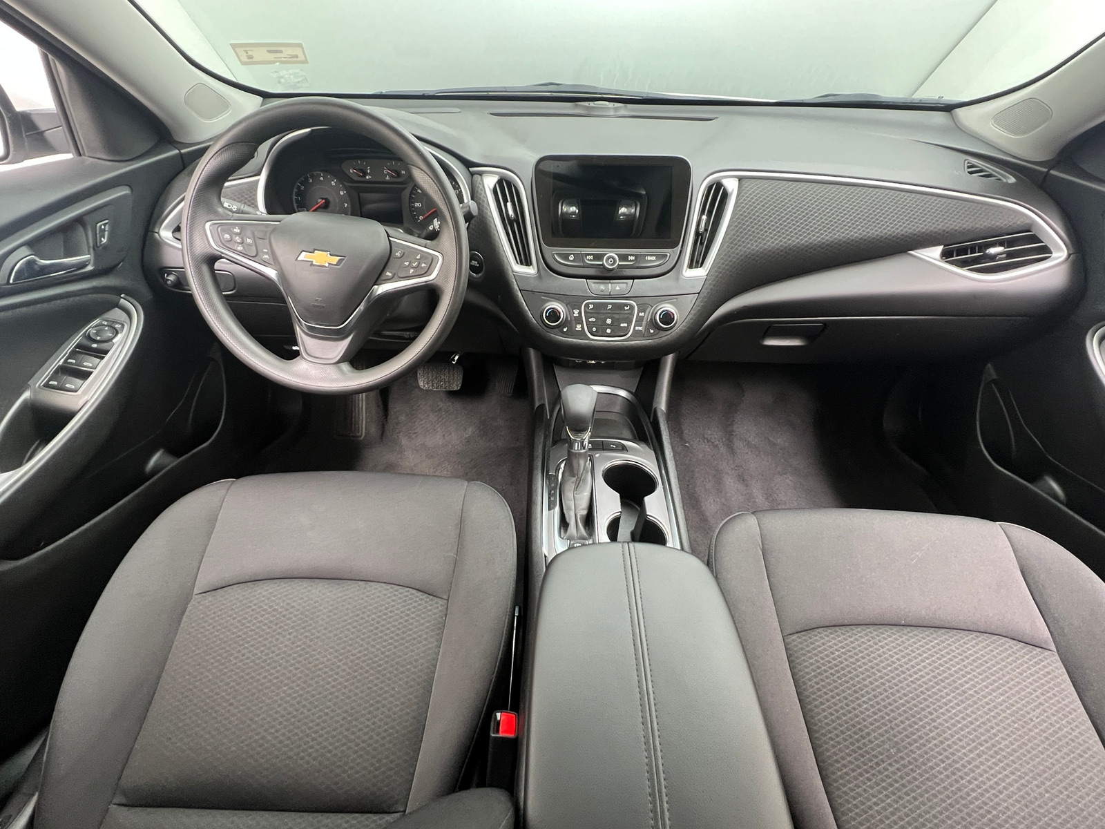 Thumbnail: 2024 Chevrolet Malibu - 3