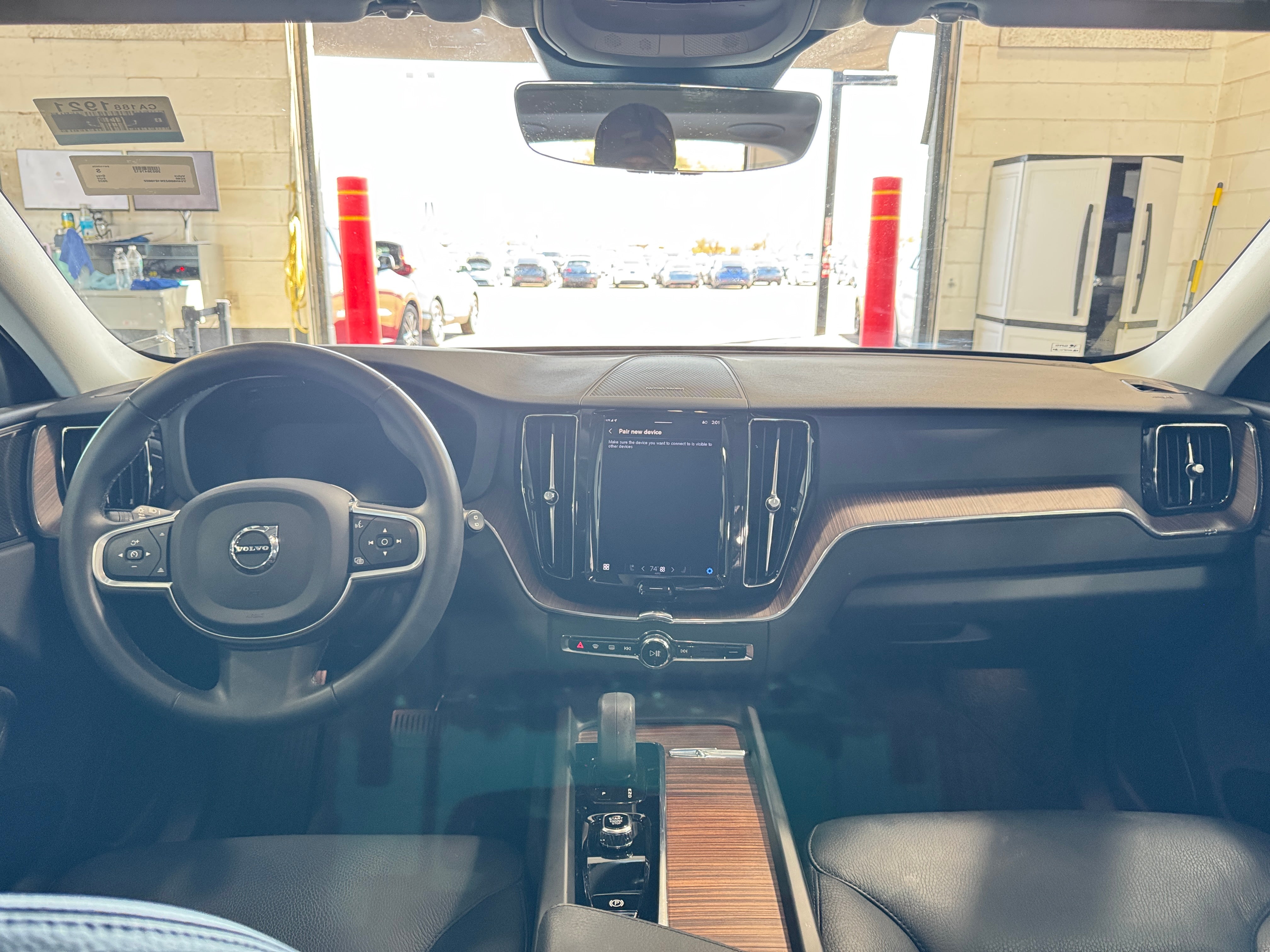 2022 Volvo XC60 Recharge Core 2