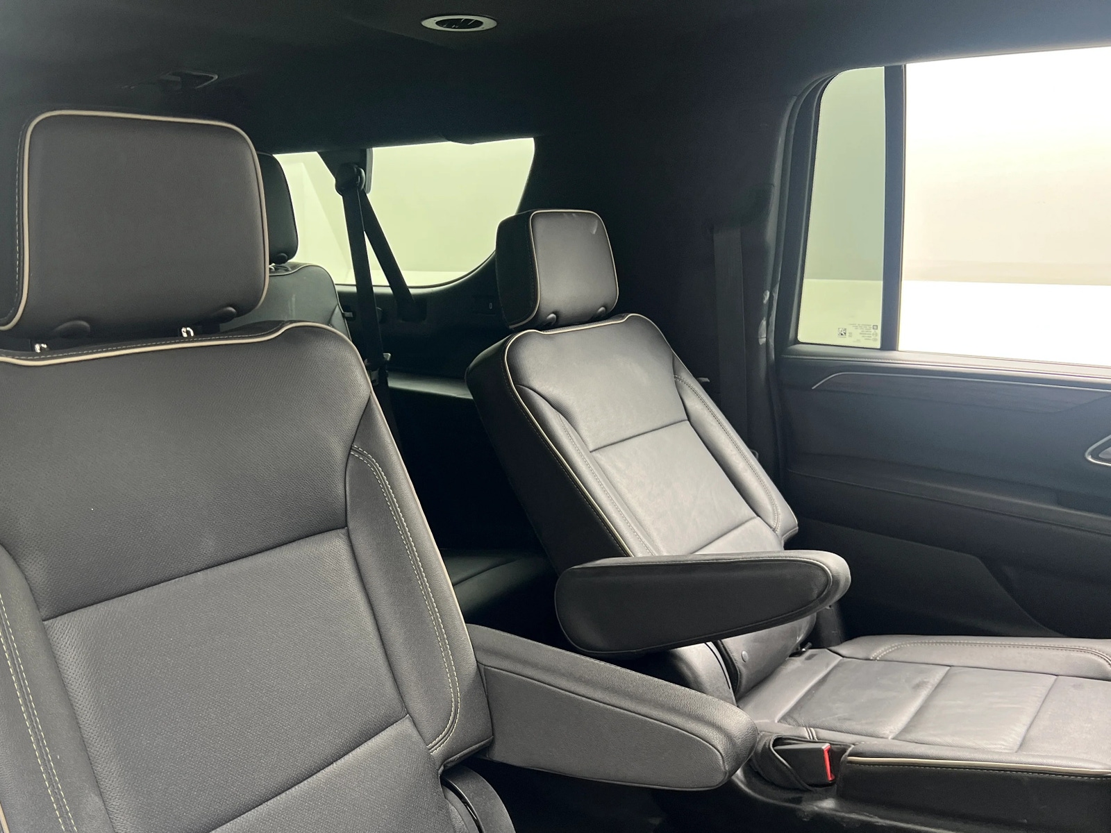 Thumbnail: 2023 Chevrolet Suburban - 5
