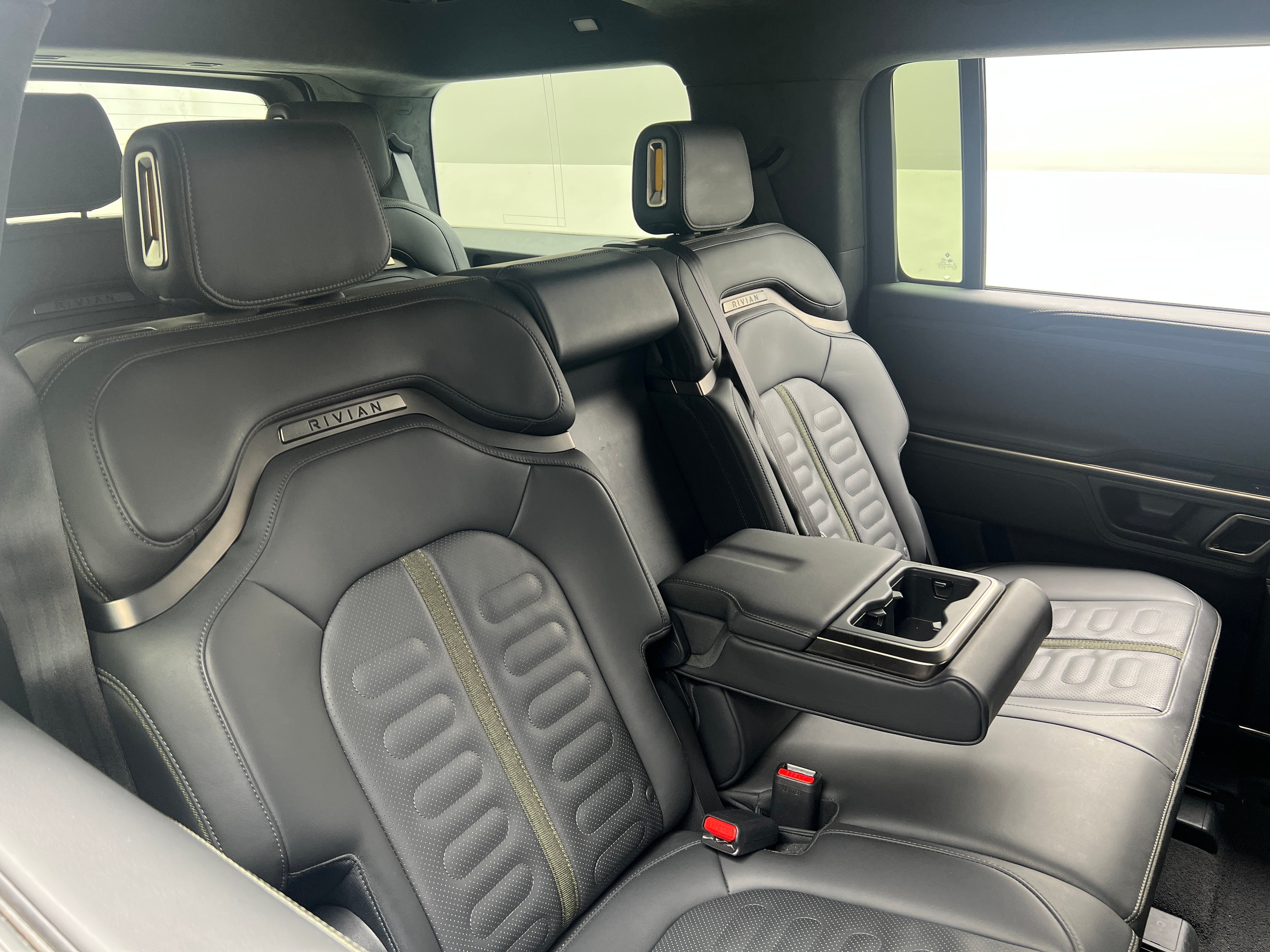 2023 Rivian R1S Adventure 5