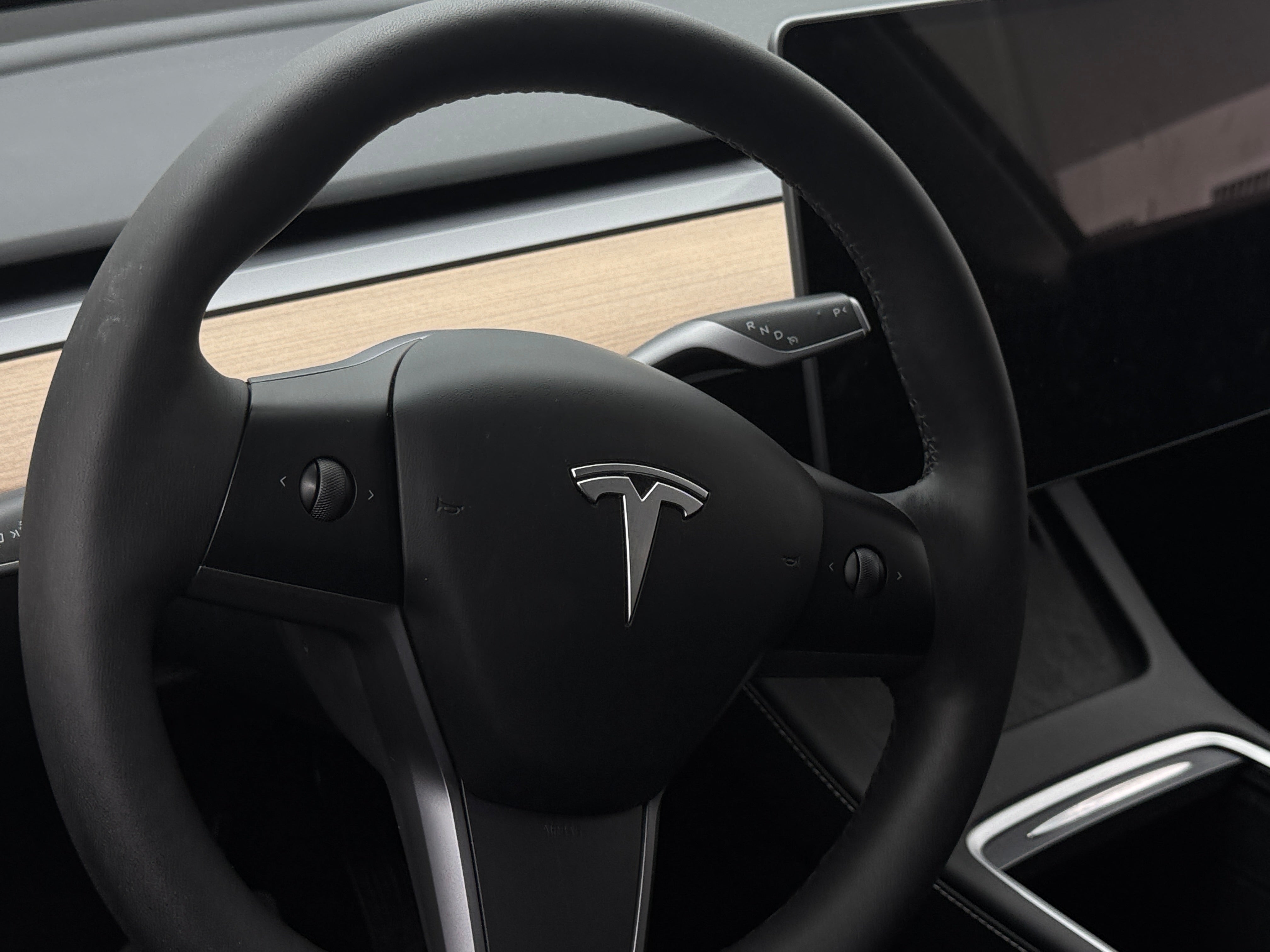 2023 Tesla Model Y Long Range 4