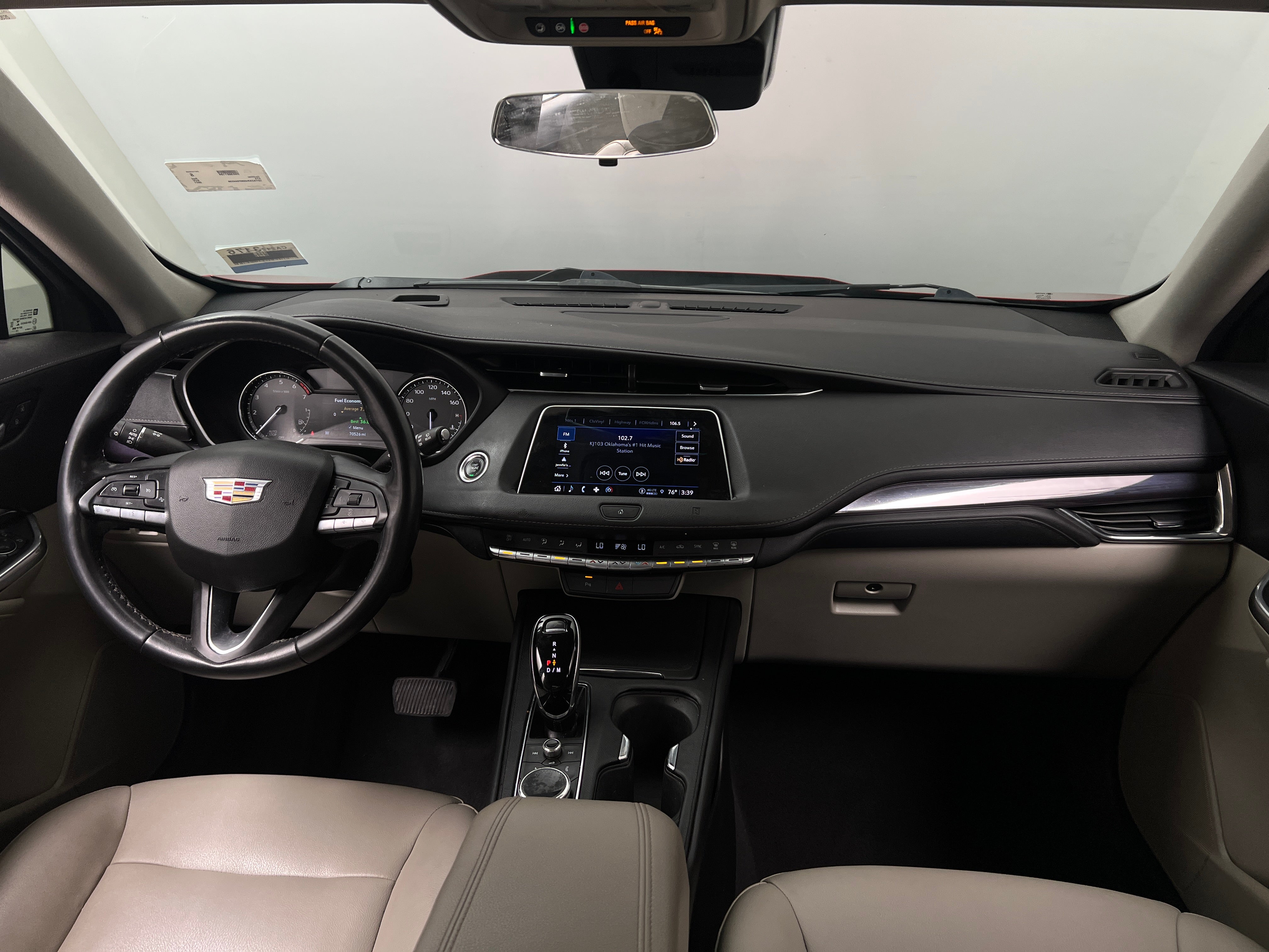 2021 Cadillac XT4 Luxury 2