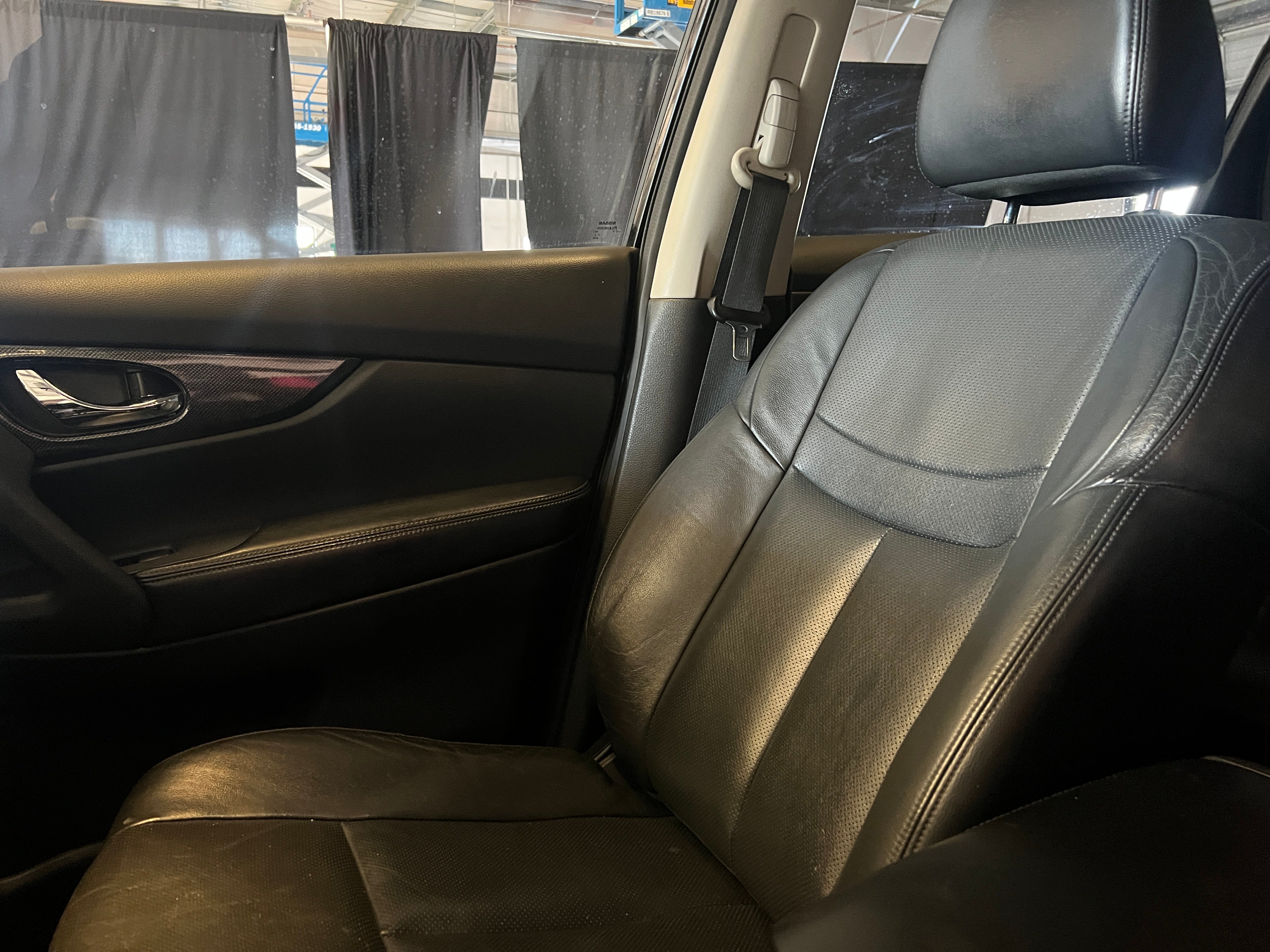 2014 Nissan Rogue SL 2