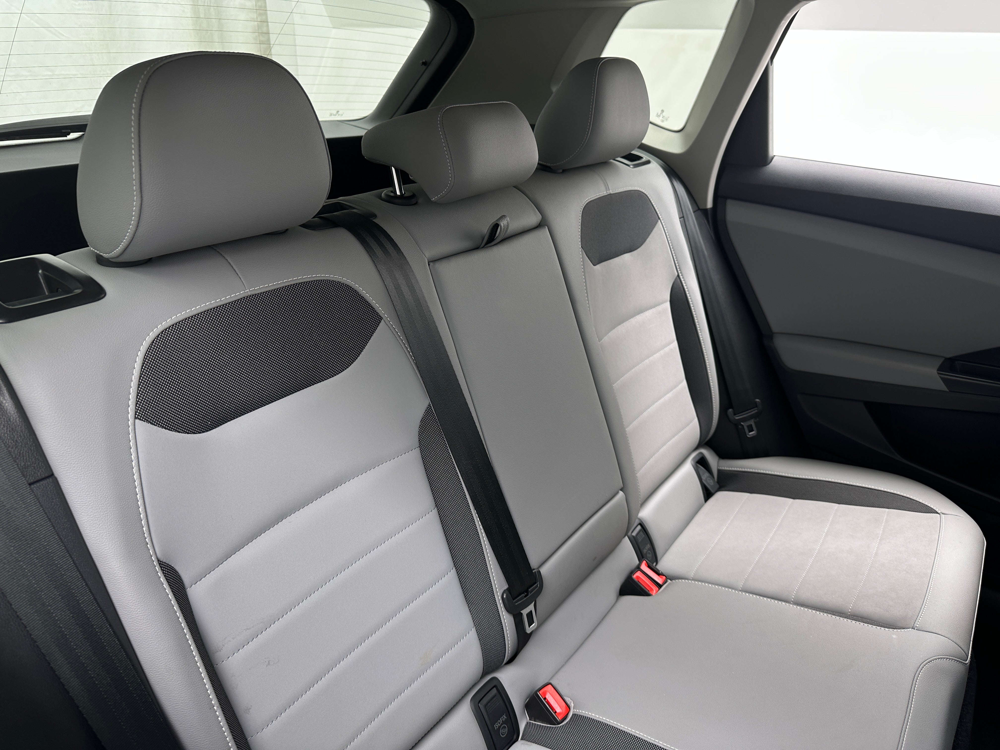 2022 Volkswagen Taos SE 5