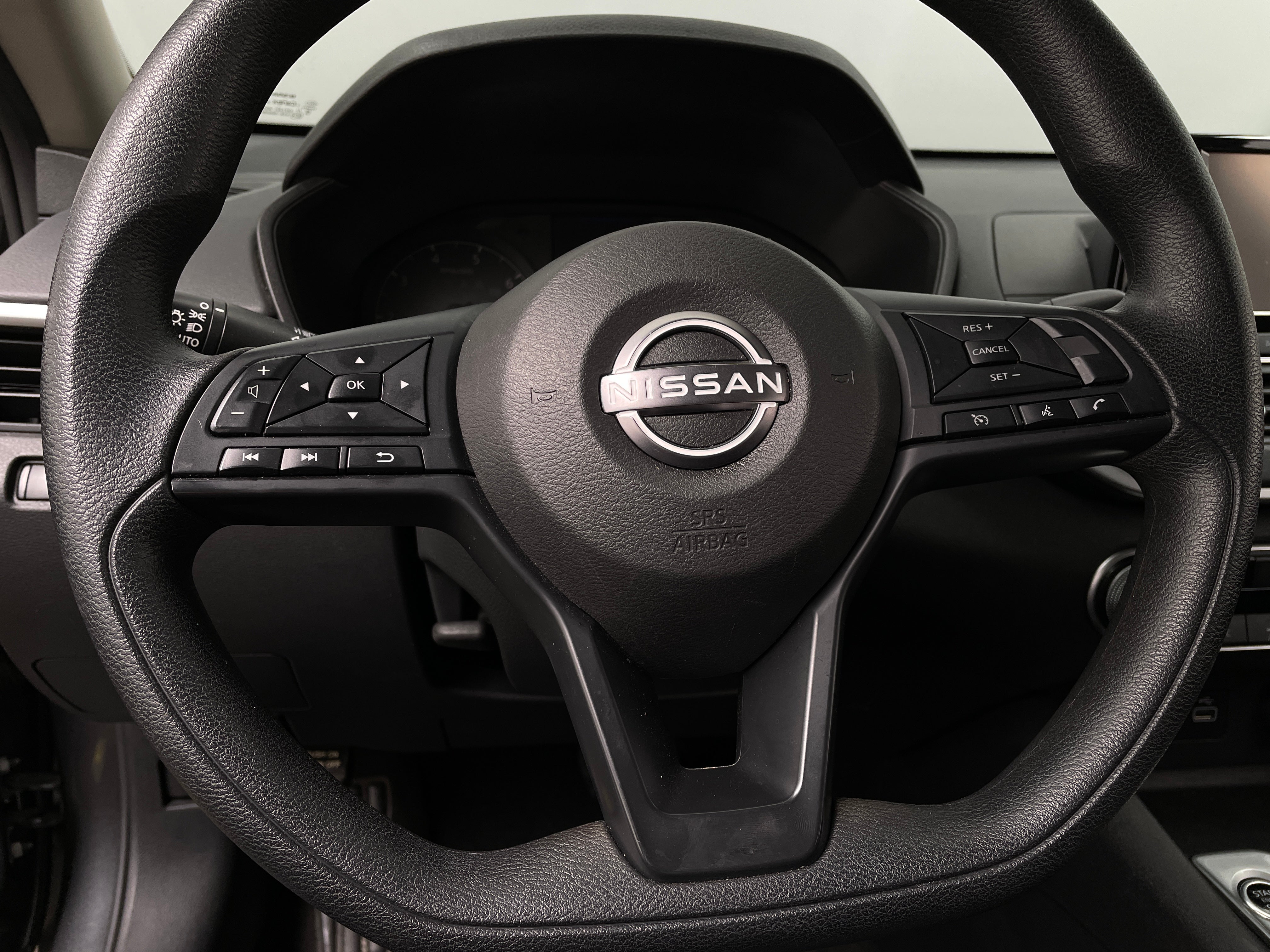 2023 Nissan Altima S 5