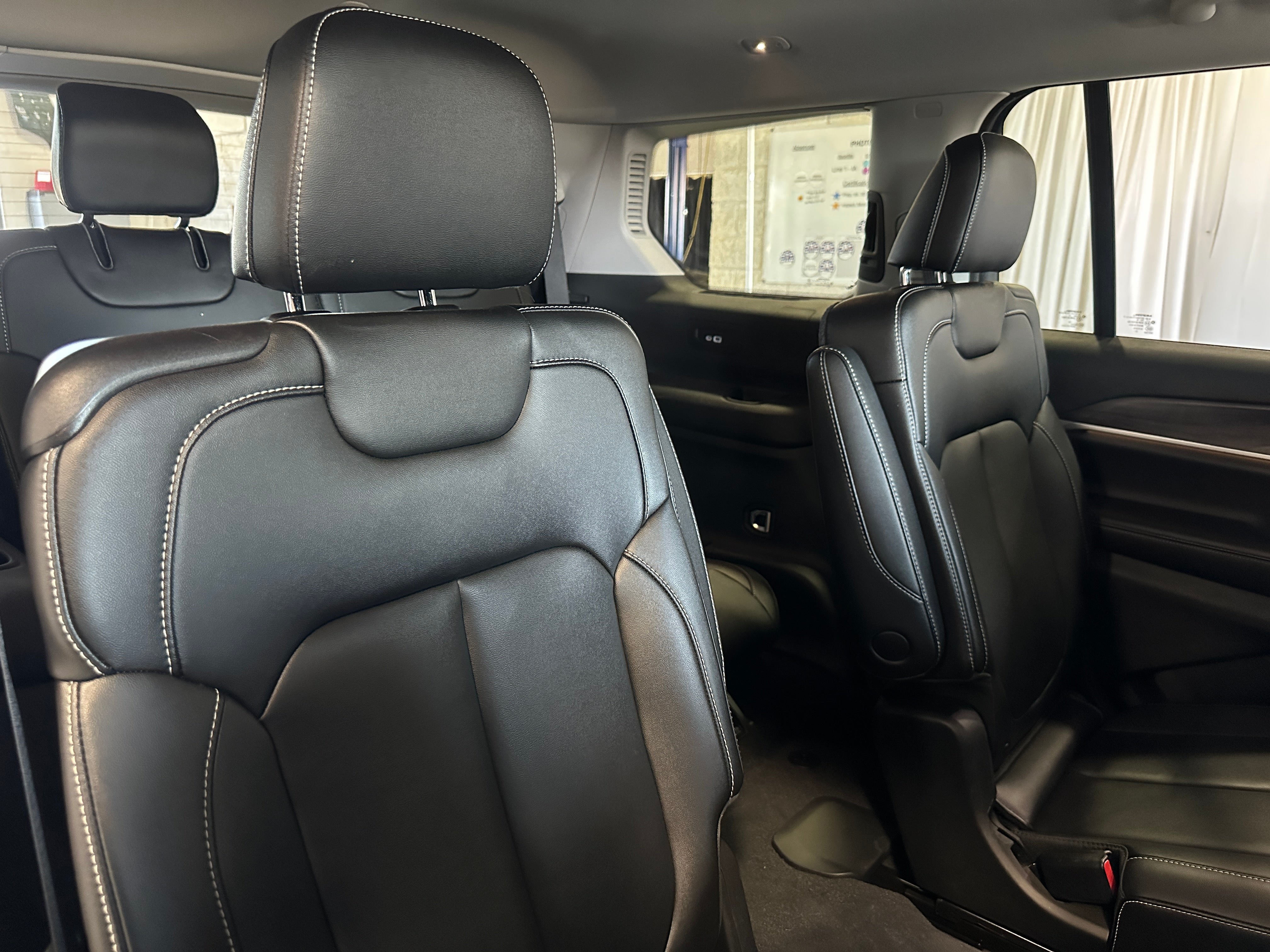 2024 Jeep Grand Cherokee L Limited Edition 5