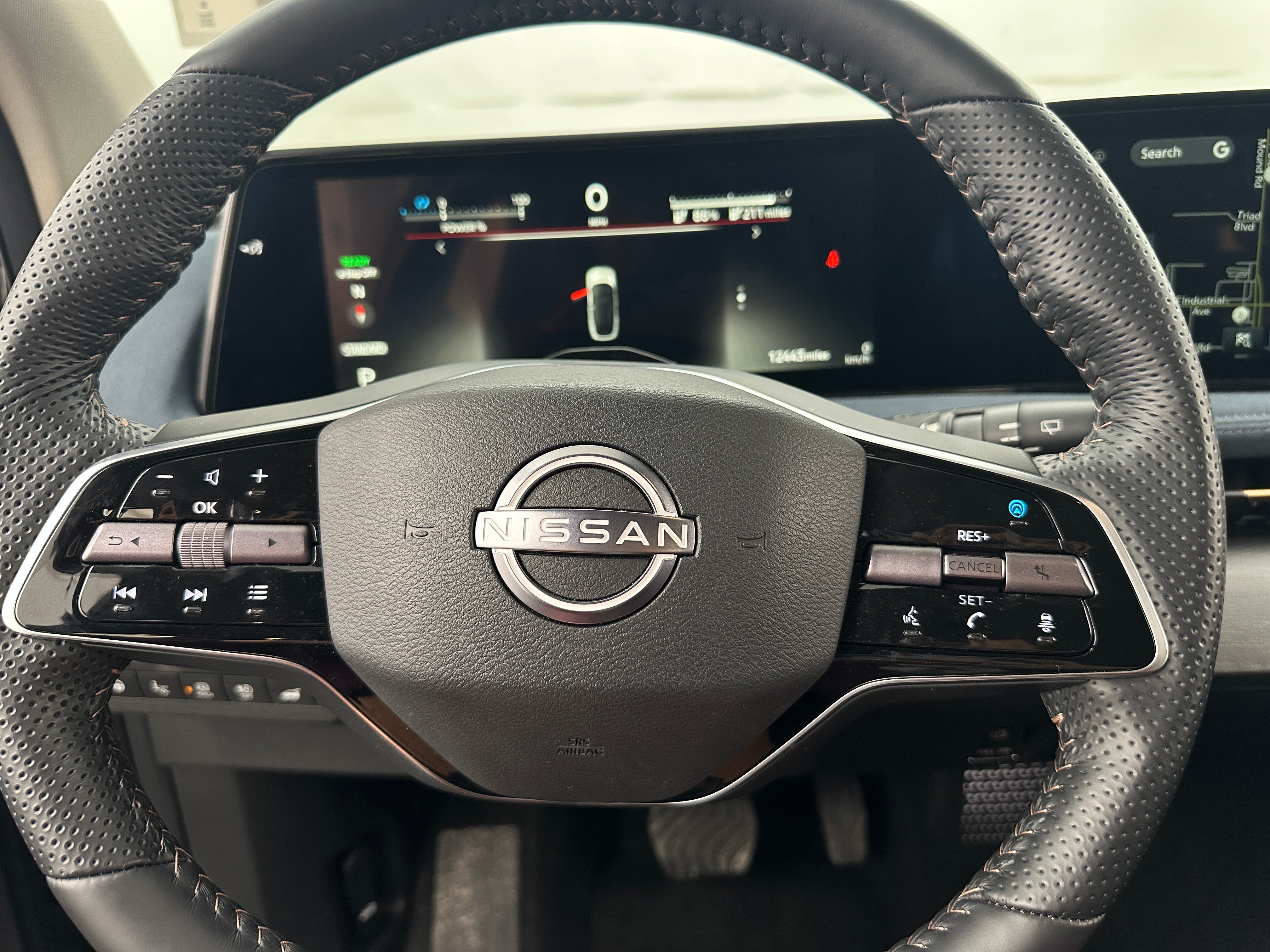 2023 Nissan Ariya Platinum+ 4