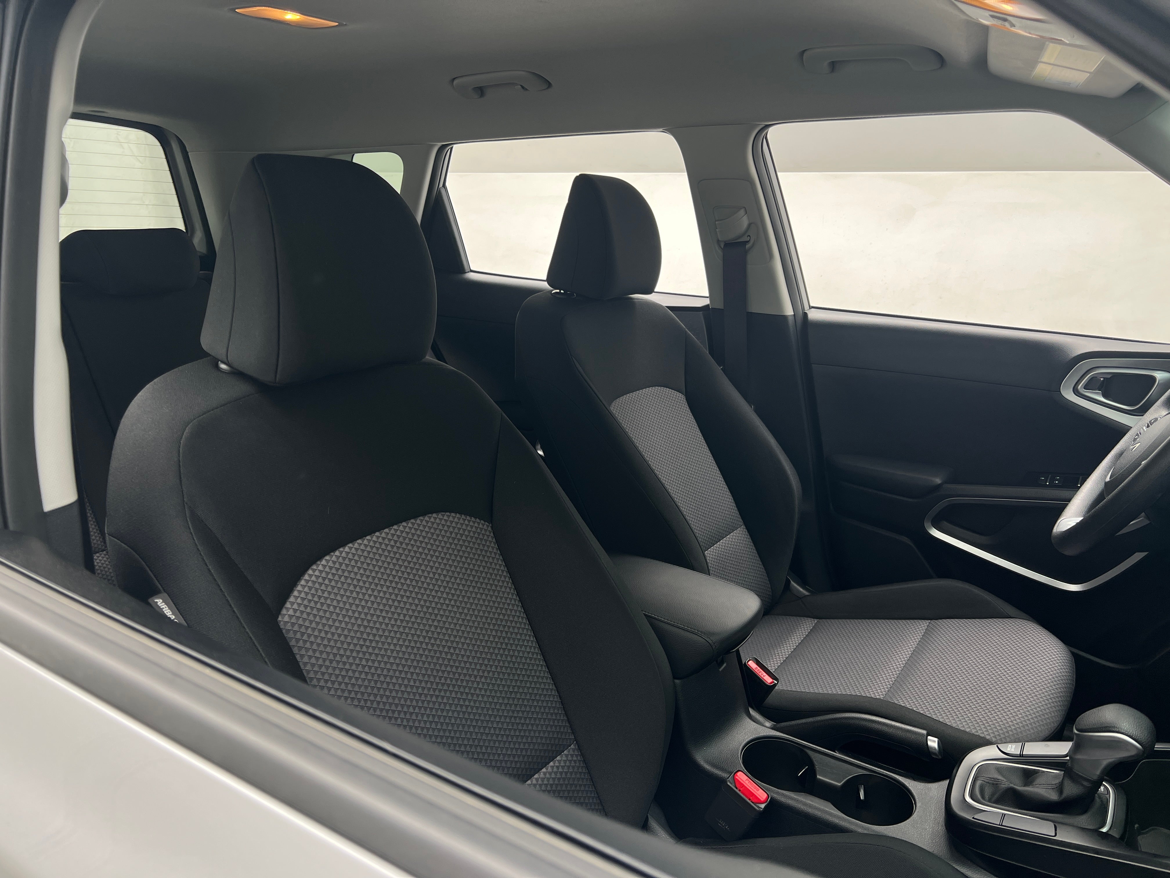 2024 Kia Soul LX 2