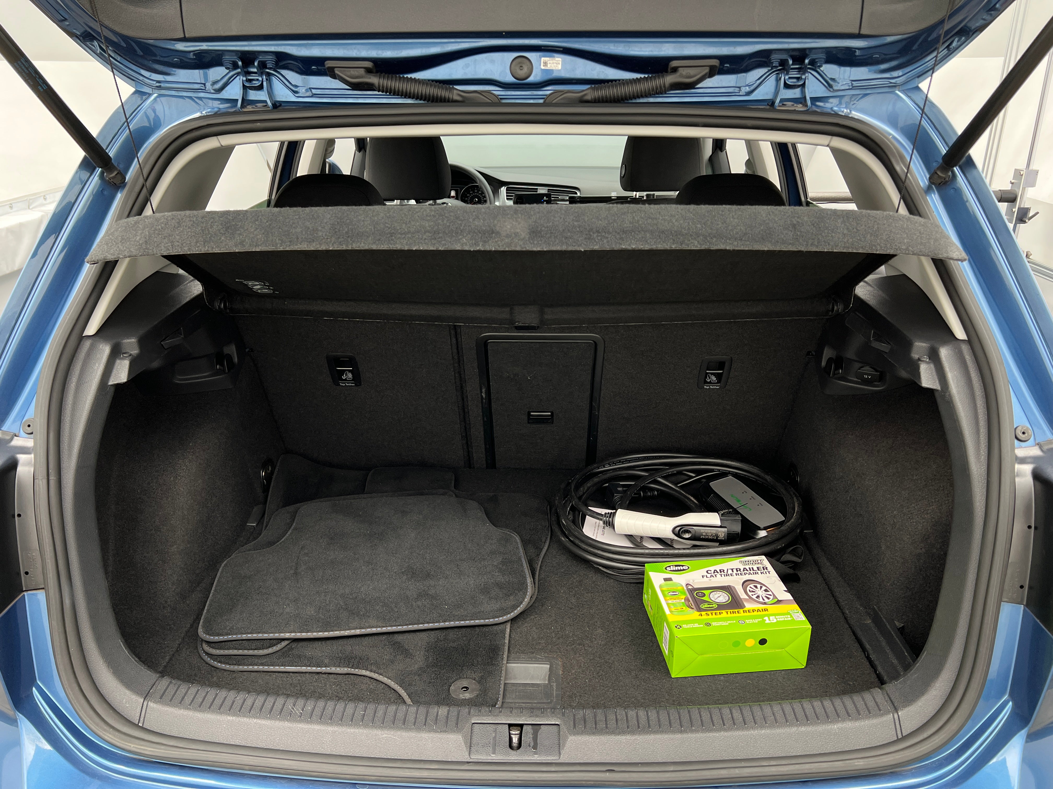 2016 Volkswagen e-Golf SE 7