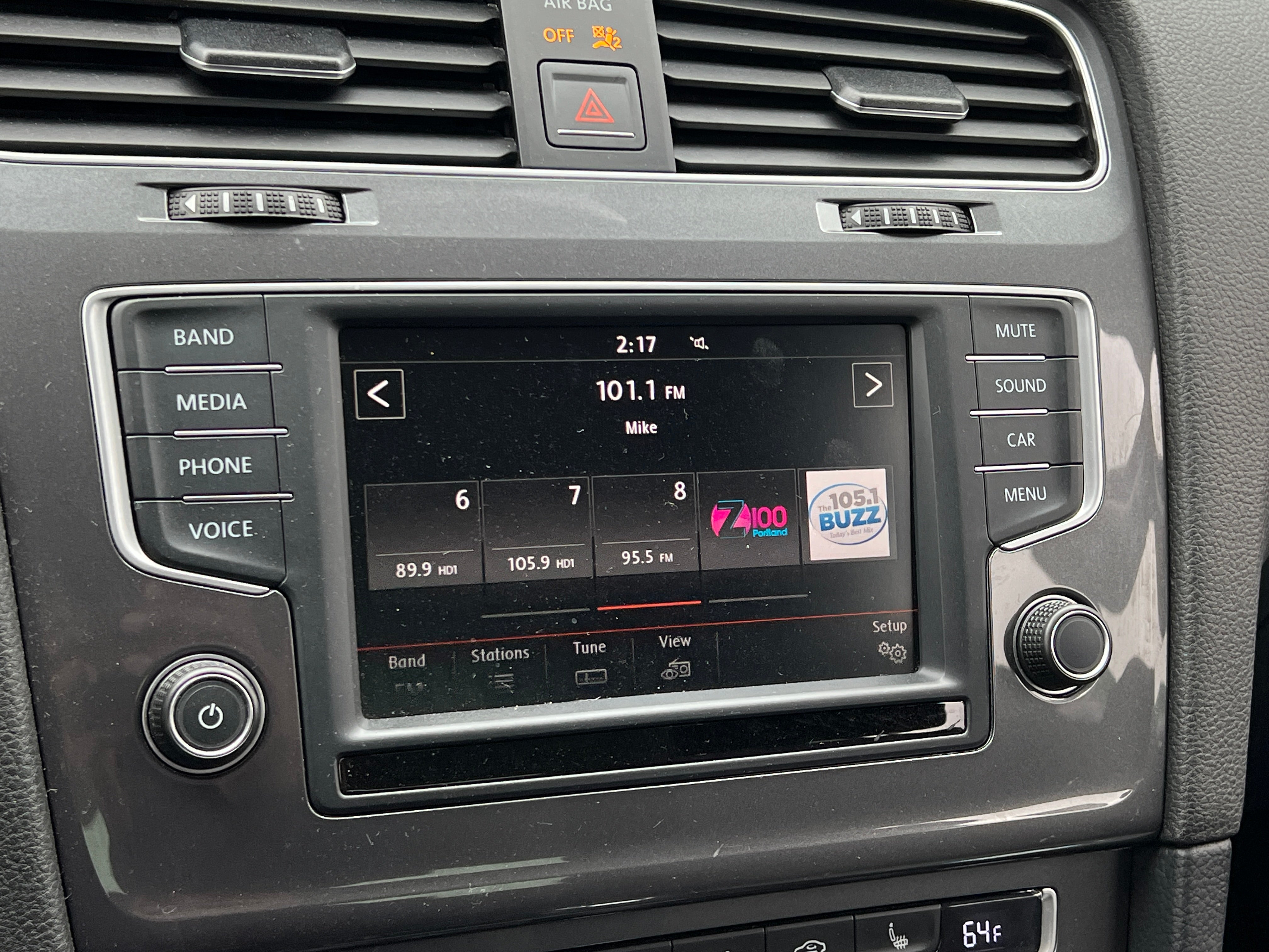 2016 Volkswagen e-Golf SE 4